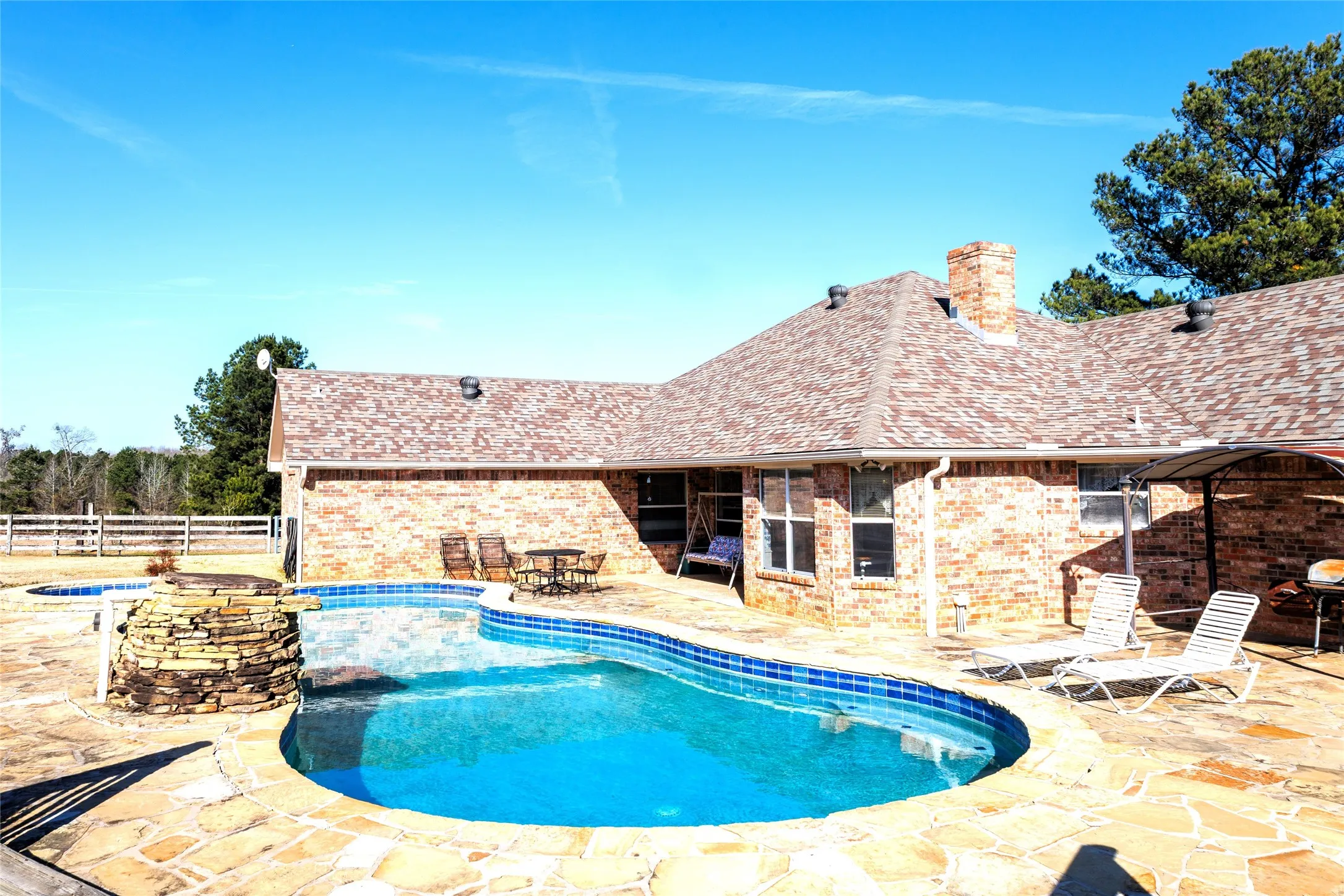Farm For Sale in Smith County , 12987 County Road 452, Lindale, Texas 75771, 3 Bedrooms, 2 Bathrooms, 2 Garage spaces, 2,042 Sqft, built in 1994, Preowned, Price $995,000, mls#21166419, Real Estate Agent in Lindale, Homes For Sale in Smith county, Homes For Sale in Lindale, Realtor in Lindale Texas, Real Estate Brokerage Independent Realty Texas, Luminita Cordes Realtor