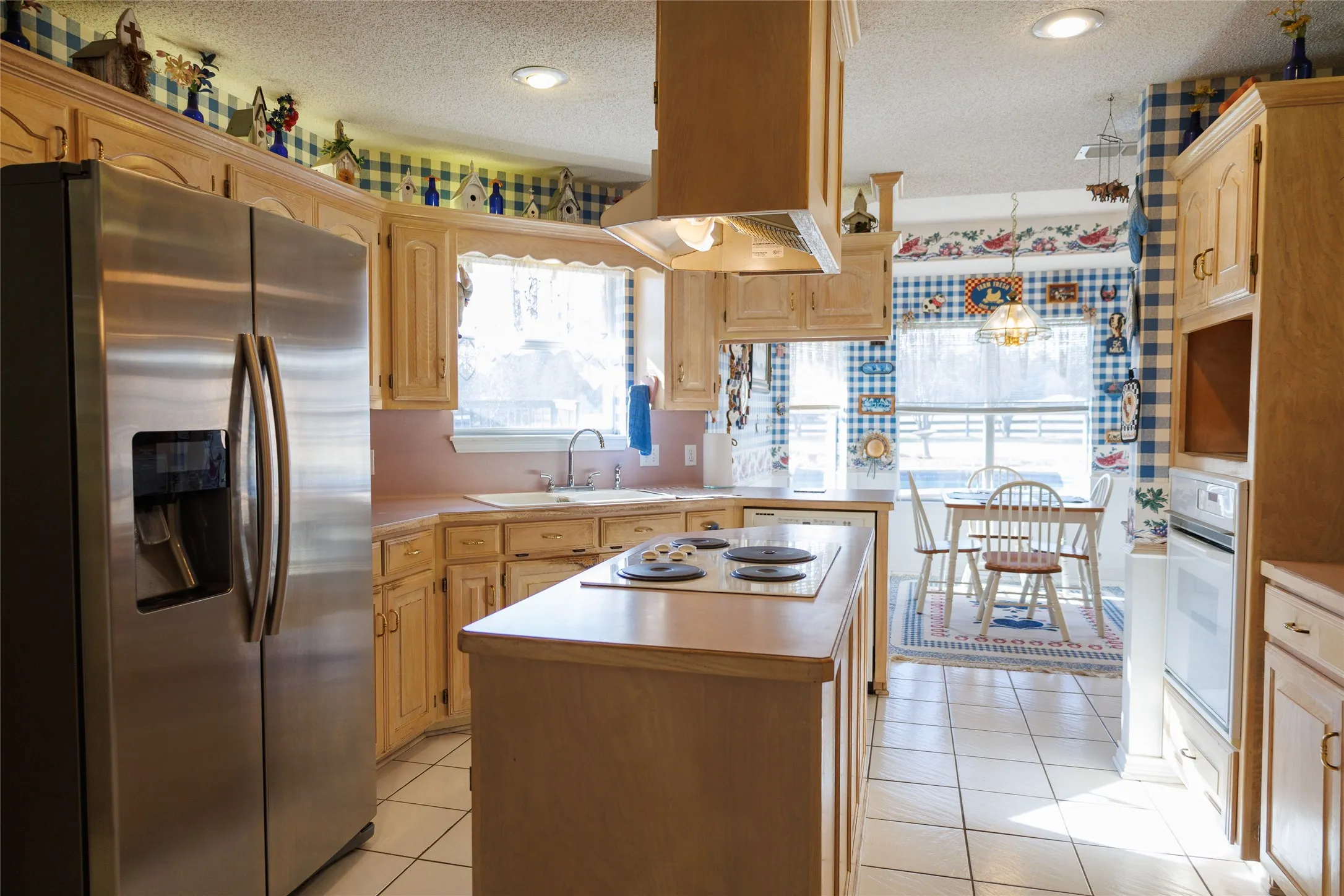 Farm For Sale in Smith County , 12987 County Road 452, Lindale, Texas 75771, 3 Bedrooms, 2 Bathrooms, 2 Garage spaces, 2,042 Sqft, built in 1994, Preowned, Price $995,000, mls#21166419, Real Estate Agent in Lindale, Homes For Sale in Smith county, Homes For Sale in Lindale, Realtor in Lindale Texas, Real Estate Brokerage Independent Realty Texas, Luminita Cordes Realtor