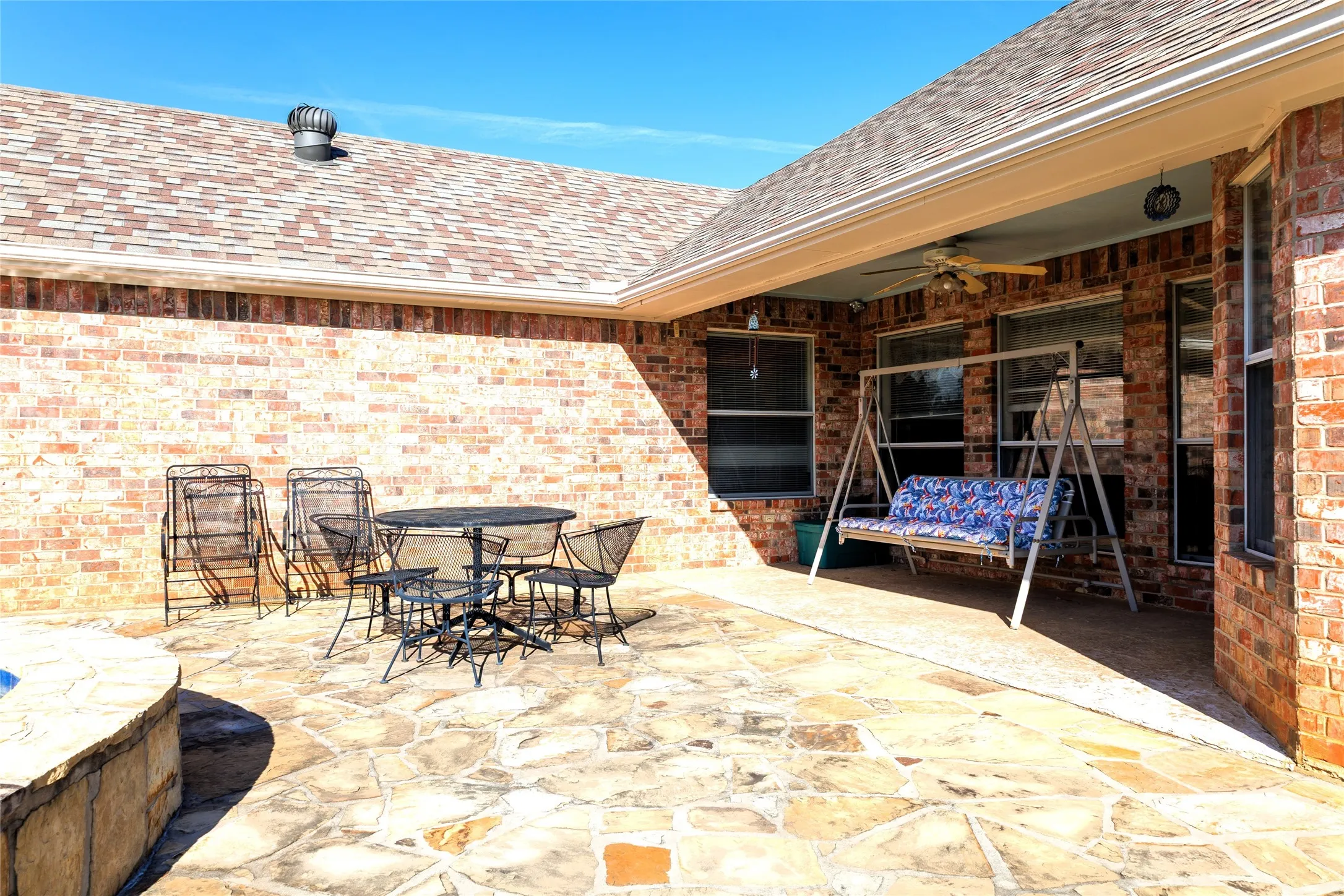 Farm For Sale in Smith County , 12987 County Road 452, Lindale, Texas 75771, 3 Bedrooms, 2 Bathrooms, 2 Garage spaces, 2,042 Sqft, built in 1994, Preowned, Price $995,000, mls#21166419, Real Estate Agent in Lindale, Homes For Sale in Smith county, Homes For Sale in Lindale, Realtor in Lindale Texas, Real Estate Brokerage Independent Realty Texas, Luminita Cordes Realtor