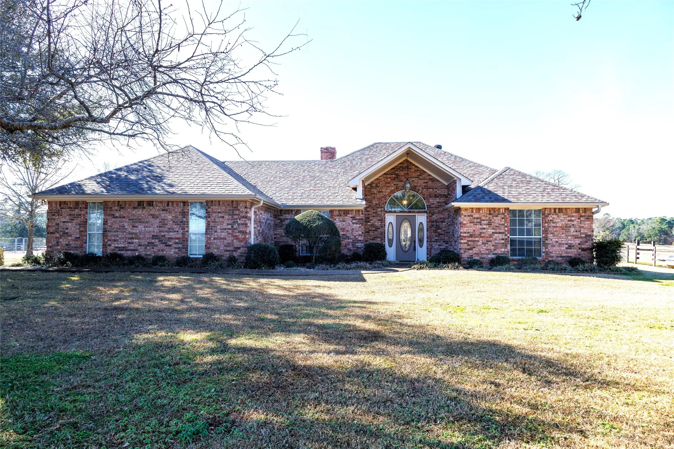 Farm For Sale in Smith County , 12987 County Road 452, Lindale, Texas 75771, 3 Bedrooms, 2 Bathrooms, 2 Garage spaces, 2,042 Sqft, built in 1994, Preowned, Price $995,000, mls#21166419, Real Estate Agent in Lindale, Homes For Sale in Smith county, Homes For Sale in Lindale, Realtor in Lindale Texas, Real Estate Brokerage Independent Realty Texas, Luminita Cordes Realtor