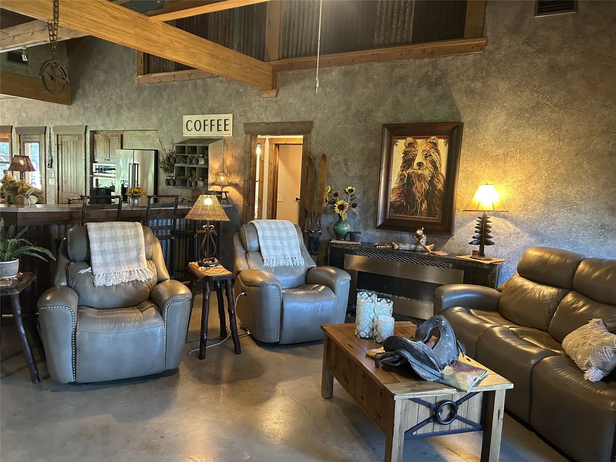 Single Family Residence For Sale in Van Zandt County , 2300 Vz County Road 2504, Canton, Texas 75103, 3 Bedrooms, 2 Bathrooms, Garage spaces, 2,564 Sqft, built in 2016, Preowned, Price $799,000, mls#21164149, Real Estate Agent in Canton, Homes For Sale in Van Zandt county, Homes For Sale in Canton, Realtor in Canton Texas, Real Estate Brokerage Independent Realty Texas, Luminita Cordes Realtor