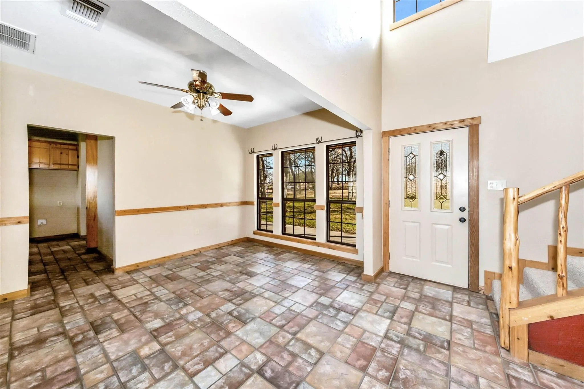 Single Family Residence For Sale in Wise County , 131 County Road 4680, Boyd, Texas 76023, 3 Bedroom, 3 Bathroom, 2 Garage spaces, 2,244 Sqft, built in 1997, mls#21166735, Real Estate Agent in Boyd, Homes For Sale in Wise county, Homes For Sale in Boyd, Realtor in Boyd Texas, Real Estate Brokerage Independent Realty Texas, Luminita Cordes Realtor