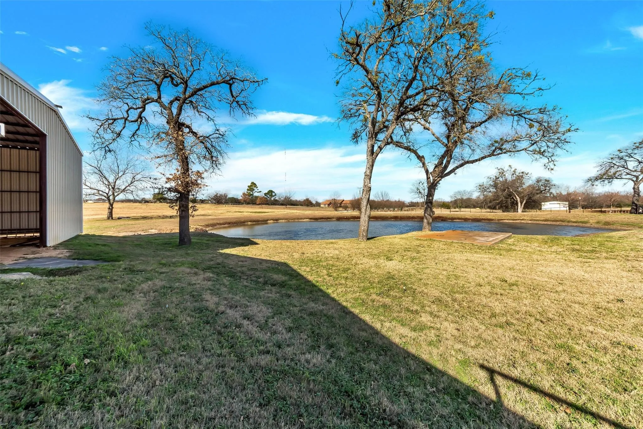 Single Family Residence For Sale in Wise County , 131 County Road 4680, Boyd, Texas 76023, 3 Bedroom, 3 Bathroom, 2 Garage spaces, 2,244 Sqft, built in 1997, mls#21166735, Real Estate Agent in Boyd, Homes For Sale in Wise county, Homes For Sale in Boyd, Realtor in Boyd Texas, Real Estate Brokerage Independent Realty Texas, Luminita Cordes Realtor
