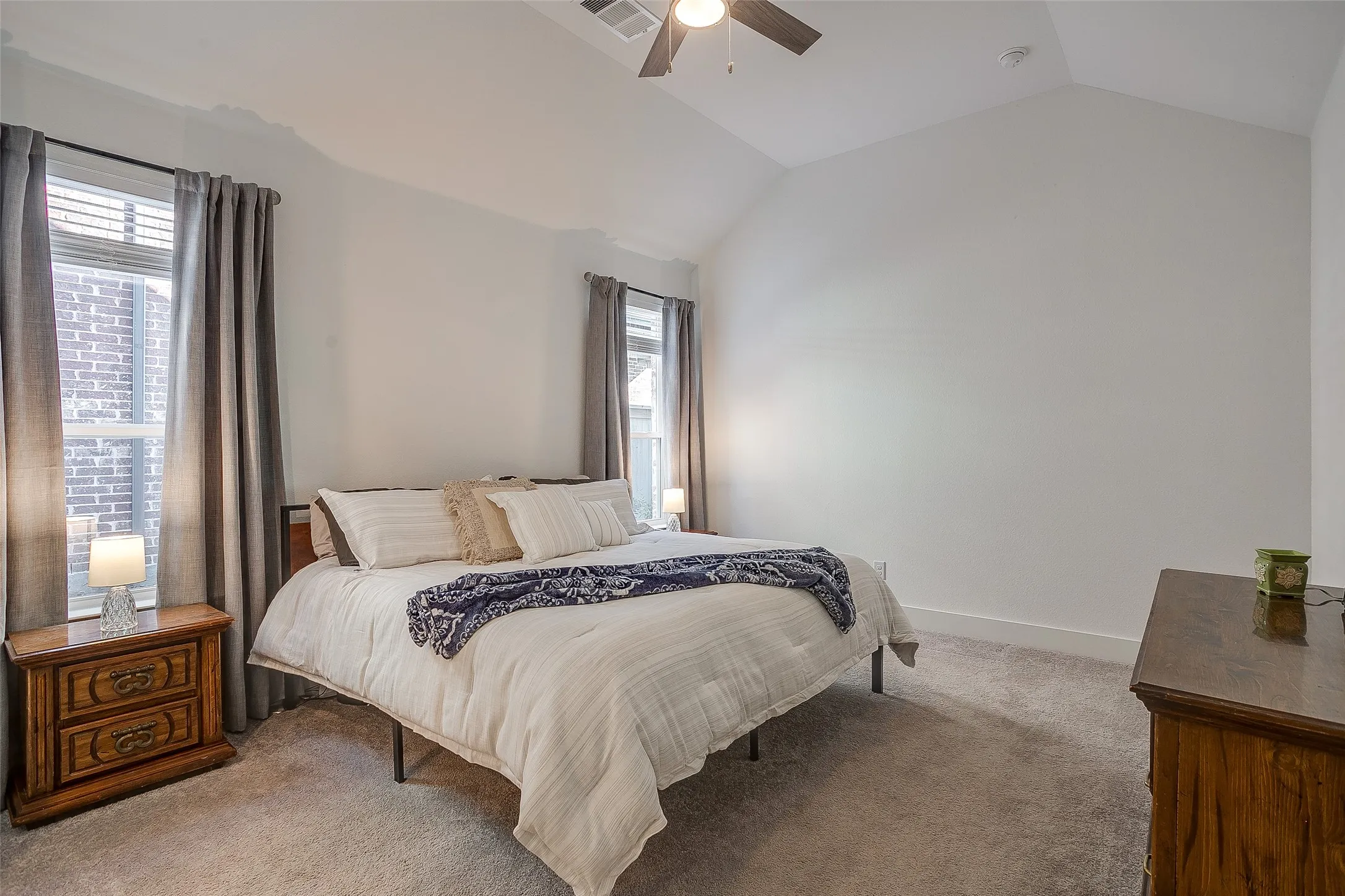 Single Family Residence For Sale in Denton County , 2333 Stella Lane, Northlake, Texas 76247, 4 Bedroom, 3 Bathroom, 2 Garage spaces, 2,290 Sqft, built in 2021, mls#21163159, Real Estate Agent in Northlake, Homes For Sale in Denton county, Homes For Sale in Northlake, Realtor in Northlake Texas, Real Estate Brokerage Independent Realty Texas, Luminita Cordes Realtor