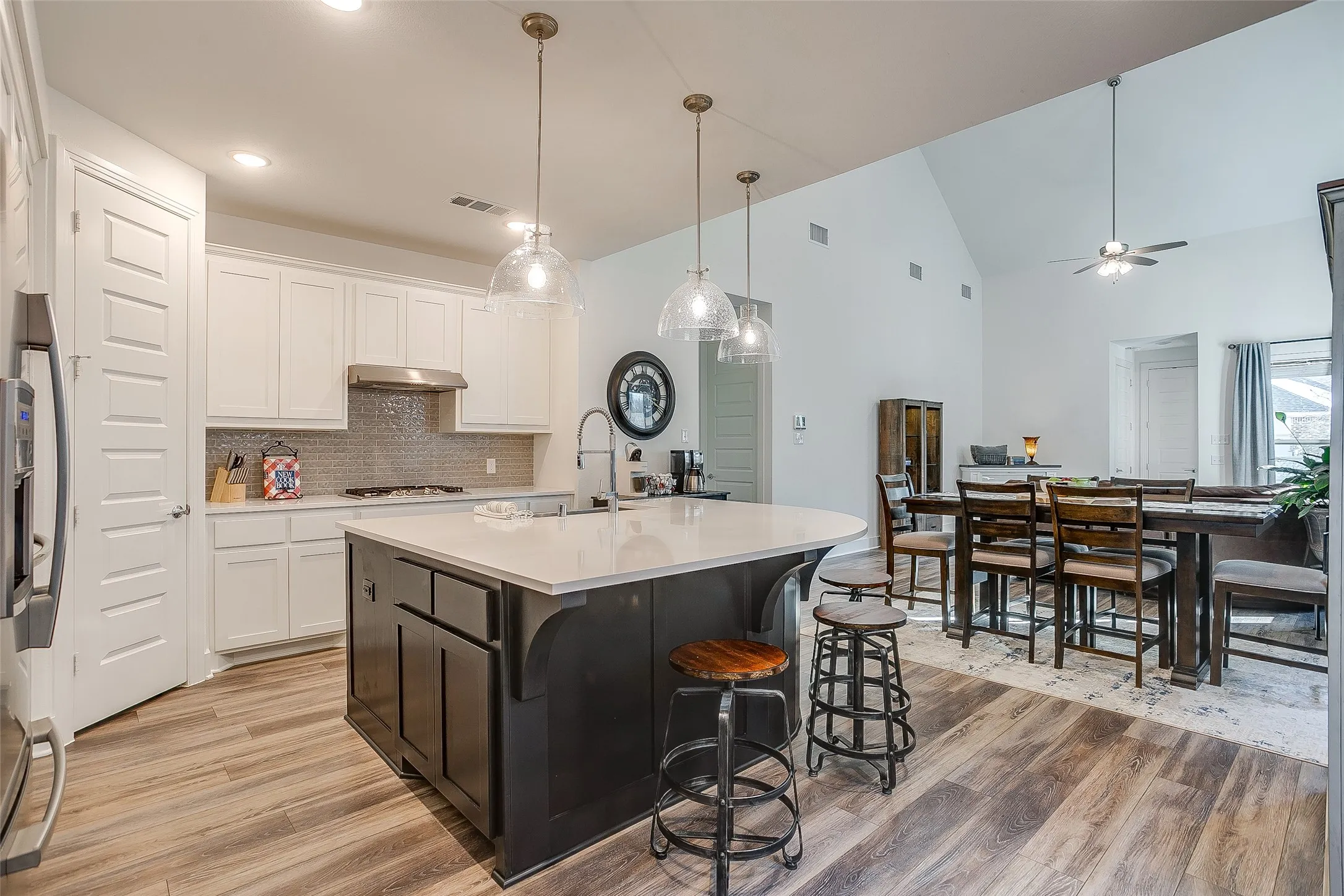 Single Family Residence For Sale in Denton County , 2333 Stella Lane, Northlake, Texas 76247, 4 Bedroom, 3 Bathroom, 2 Garage spaces, 2,290 Sqft, built in 2021, mls#21163159, Real Estate Agent in Northlake, Homes For Sale in Denton county, Homes For Sale in Northlake, Realtor in Northlake Texas, Real Estate Brokerage Independent Realty Texas, Luminita Cordes Realtor