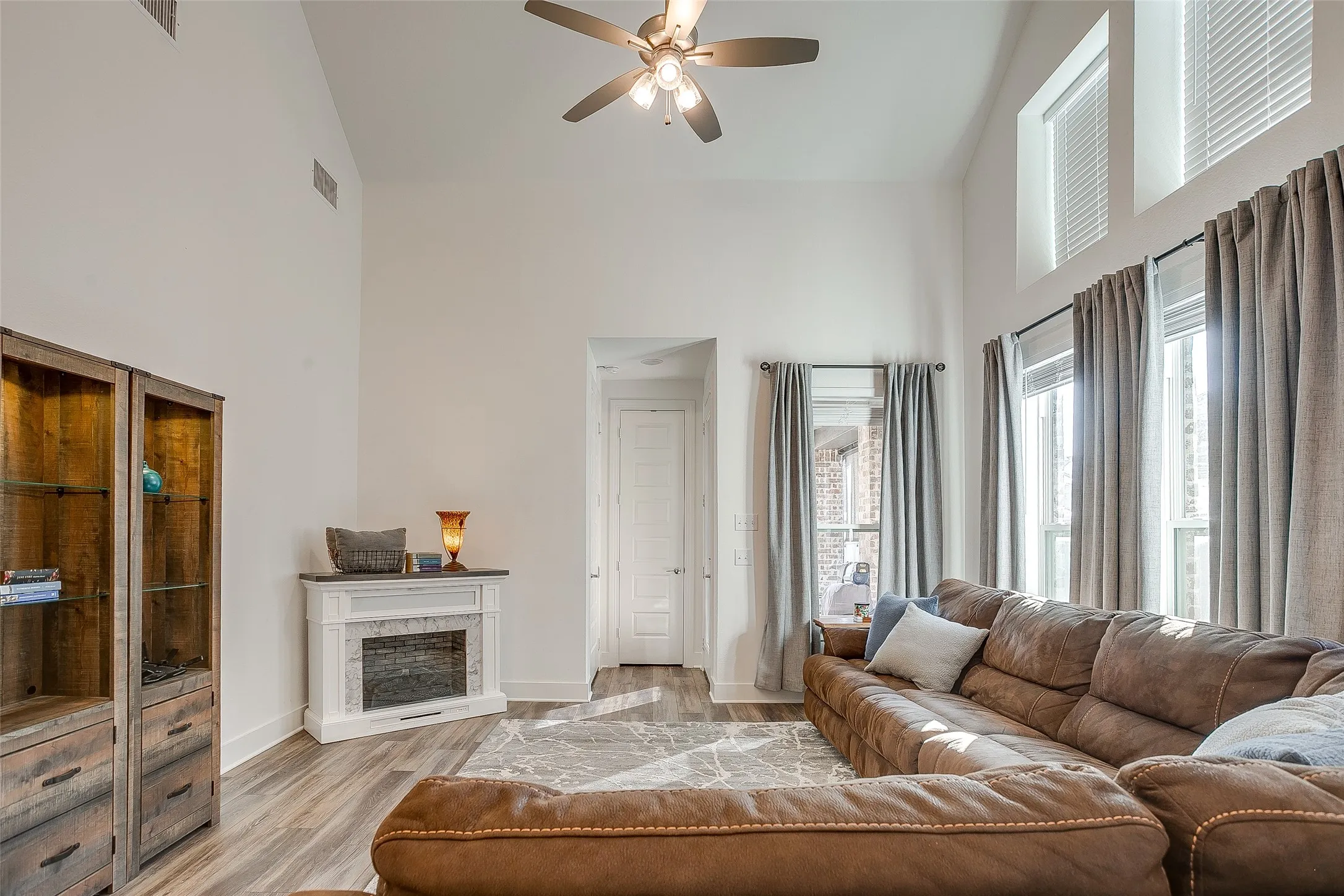 Single Family Residence For Sale in Denton County , 2333 Stella Lane, Northlake, Texas 76247, 4 Bedroom, 3 Bathroom, 2 Garage spaces, 2,290 Sqft, built in 2021, mls#21163159, Real Estate Agent in Northlake, Homes For Sale in Denton county, Homes For Sale in Northlake, Realtor in Northlake Texas, Real Estate Brokerage Independent Realty Texas, Luminita Cordes Realtor
