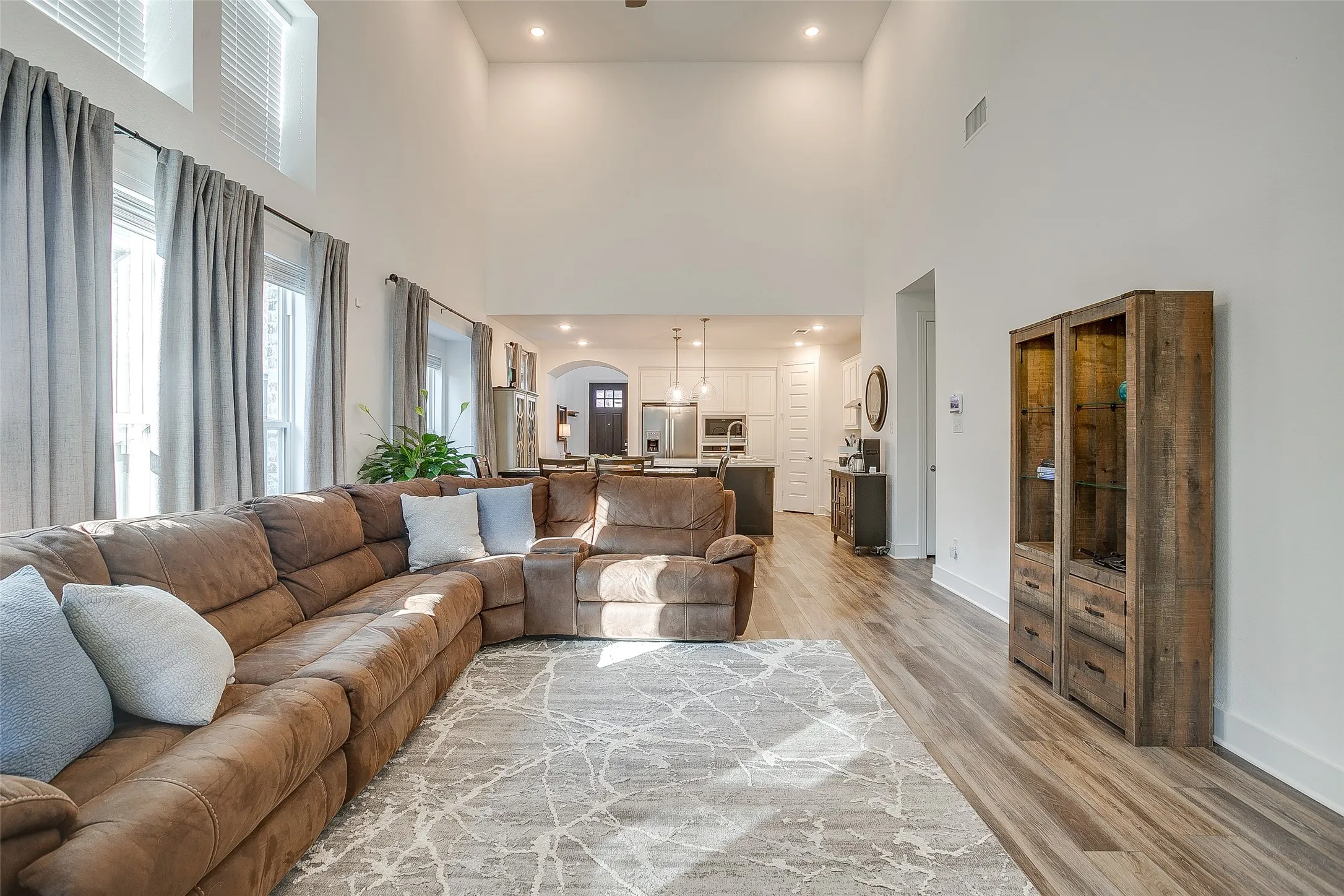 Single Family Residence For Sale in Denton County , 2333 Stella Lane, Northlake, Texas 76247, 4 Bedroom, 3 Bathroom, 2 Garage spaces, 2,290 Sqft, built in 2021, mls#21163159, Real Estate Agent in Northlake, Homes For Sale in Denton county, Homes For Sale in Northlake, Realtor in Northlake Texas, Real Estate Brokerage Independent Realty Texas, Luminita Cordes Realtor