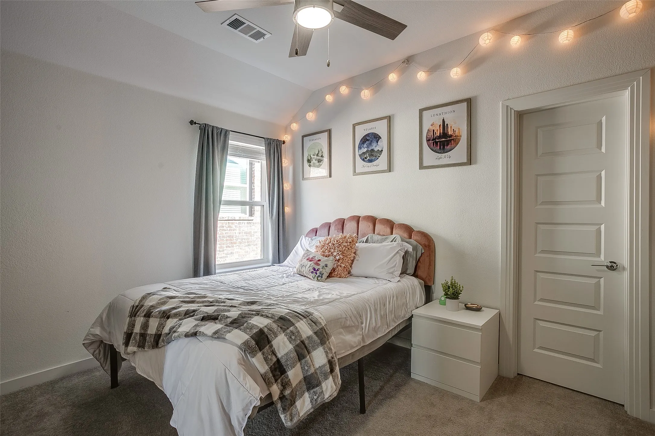 Single Family Residence For Sale in Denton County , 2333 Stella Lane, Northlake, Texas 76247, 4 Bedroom, 3 Bathroom, 2 Garage spaces, 2,290 Sqft, built in 2021, mls#21163159, Real Estate Agent in Northlake, Homes For Sale in Denton county, Homes For Sale in Northlake, Realtor in Northlake Texas, Real Estate Brokerage Independent Realty Texas, Luminita Cordes Realtor