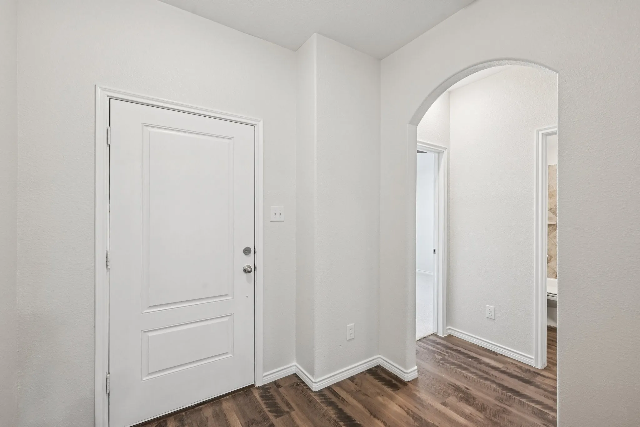 Single Family Residence For Sale in Rockwall County , 609 Bassett Hall Road, Fate, Texas 75189, 3 Bedroom, 2 Bathroom, 2 Garage spaces, 1,776 Sqft, built in 2018, Preowned, mls#21166692, Real Estate Agent in Fate, Homes For Sale in Rockwall county, Homes For Sale in Fate, Realtor in Fate Texas, Real Estate Brokerage Independent Realty Texas, Luminita Cordes Realtor