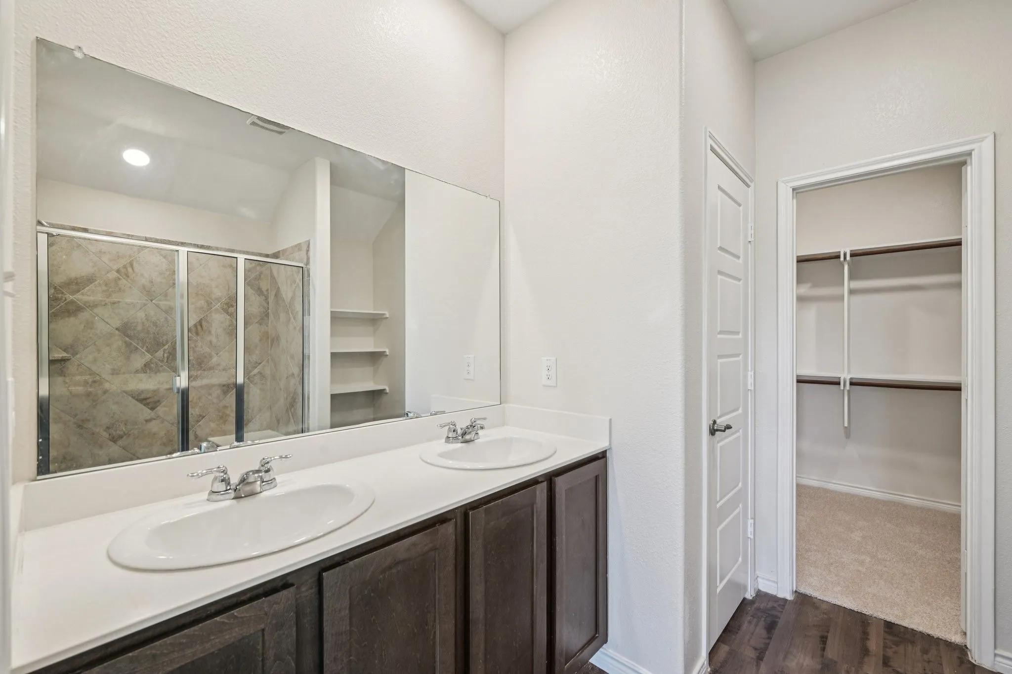 Single Family Residence For Sale in Rockwall County , 609 Bassett Hall Road, Fate, Texas 75189, 3 Bedroom, 2 Bathroom, 2 Garage spaces, 1,776 Sqft, built in 2018, Preowned, mls#21166692, Real Estate Agent in Fate, Homes For Sale in Rockwall county, Homes For Sale in Fate, Realtor in Fate Texas, Real Estate Brokerage Independent Realty Texas, Luminita Cordes Realtor