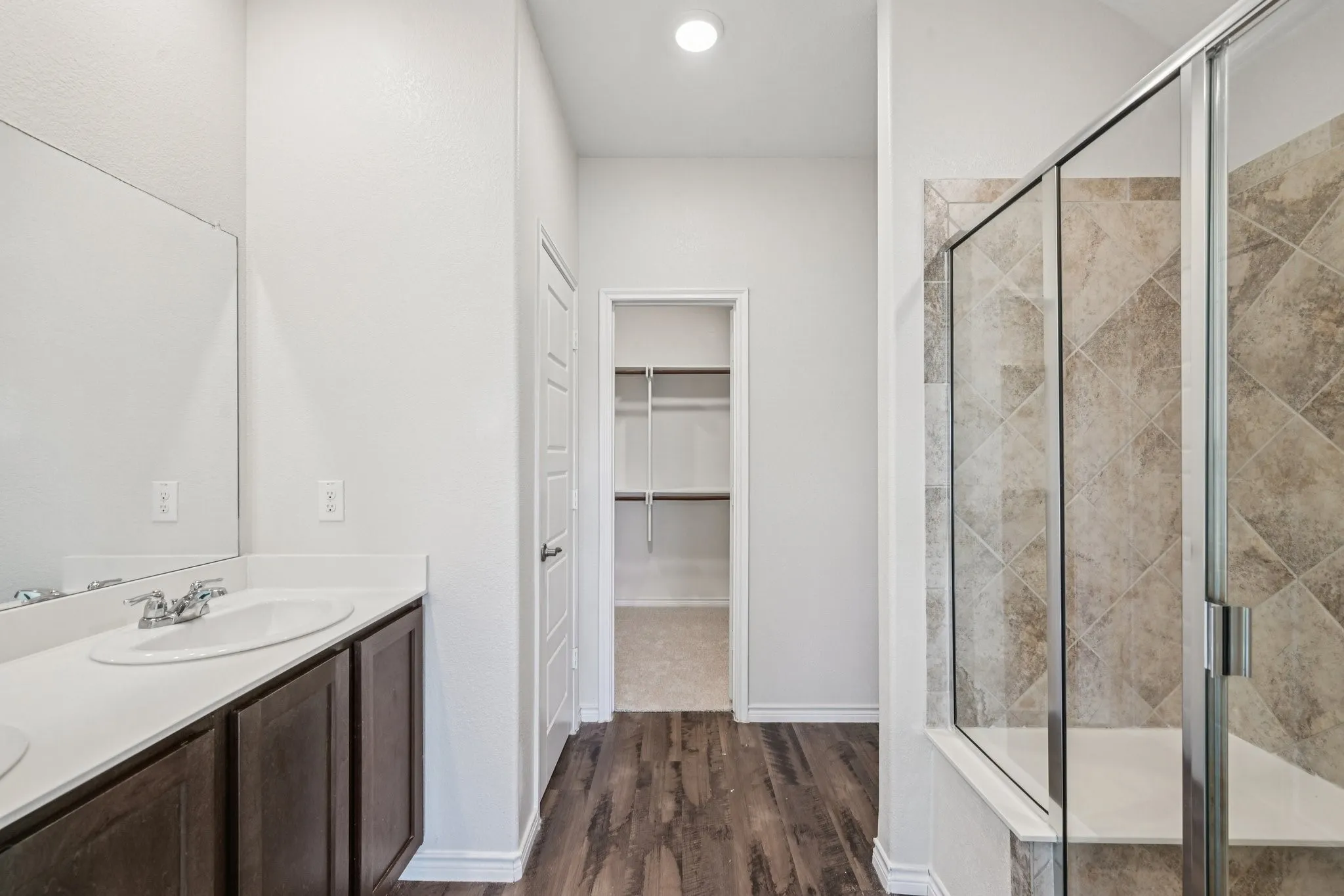 Single Family Residence For Sale in Rockwall County , 609 Bassett Hall Road, Fate, Texas 75189, 3 Bedroom, 2 Bathroom, 2 Garage spaces, 1,776 Sqft, built in 2018, Preowned, mls#21166692, Real Estate Agent in Fate, Homes For Sale in Rockwall county, Homes For Sale in Fate, Realtor in Fate Texas, Real Estate Brokerage Independent Realty Texas, Luminita Cordes Realtor
