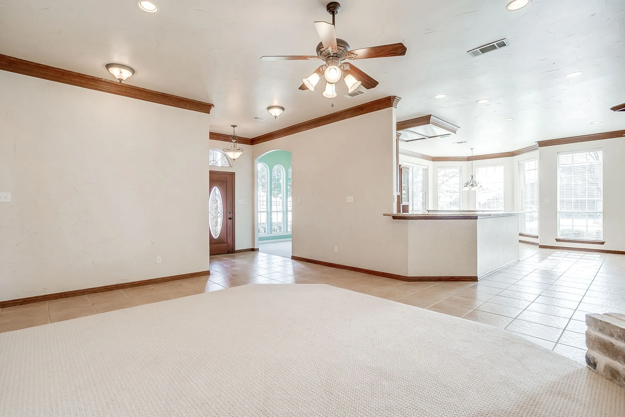 Single Family Residence For Sale in Johnson County , 3712 Vista North Drive, Burleson, Texas 76028, 4 Bedroom, 3 Bathroom, 3 Garage spaces, 2,649 Sqft, built in 2002, mls#21166702, Real Estate Agent in Burleson, Homes For Sale in Johnson county, Homes For Sale in Burleson, Realtor in Burleson Texas, Real Estate Brokerage Independent Realty Texas, Luminita Cordes Realtor
