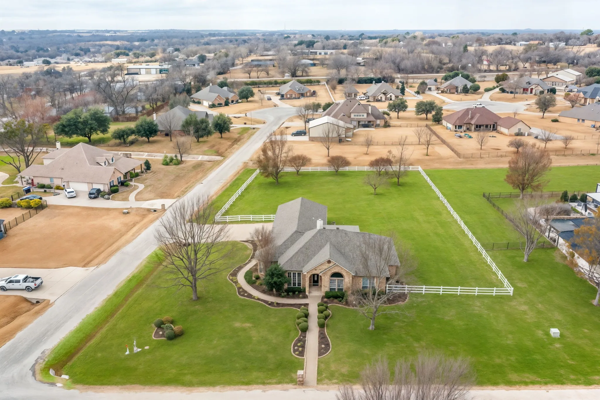 Single Family Residence For Sale in Johnson County , 3712 Vista North Drive, Burleson, Texas 76028, 4 Bedroom, 3 Bathroom, 3 Garage spaces, 2,649 Sqft, built in 2002, mls#21166702, Real Estate Agent in Burleson, Homes For Sale in Johnson county, Homes For Sale in Burleson, Realtor in Burleson Texas, Real Estate Brokerage Independent Realty Texas, Luminita Cordes Realtor