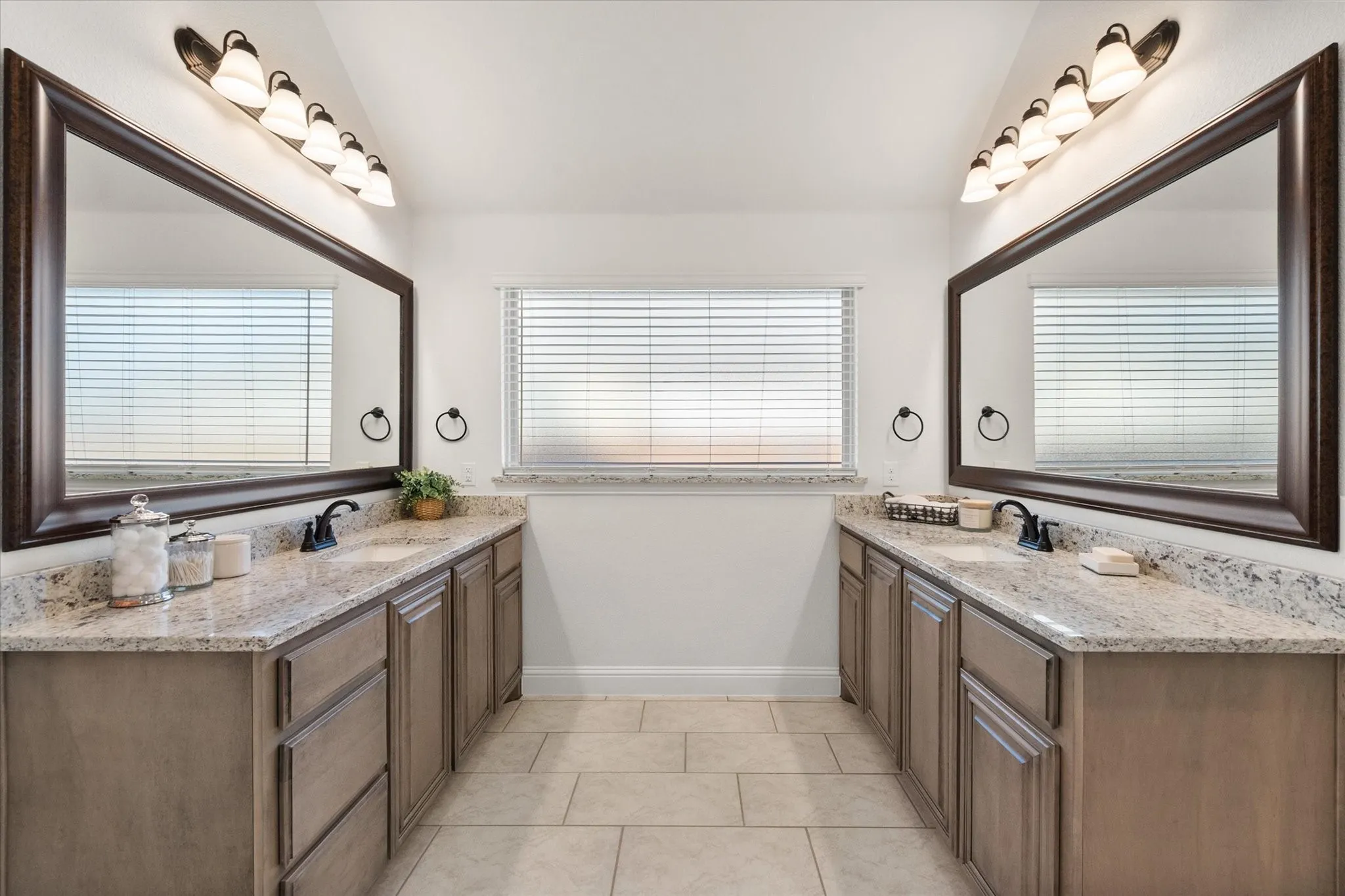 Double vanities & sinks