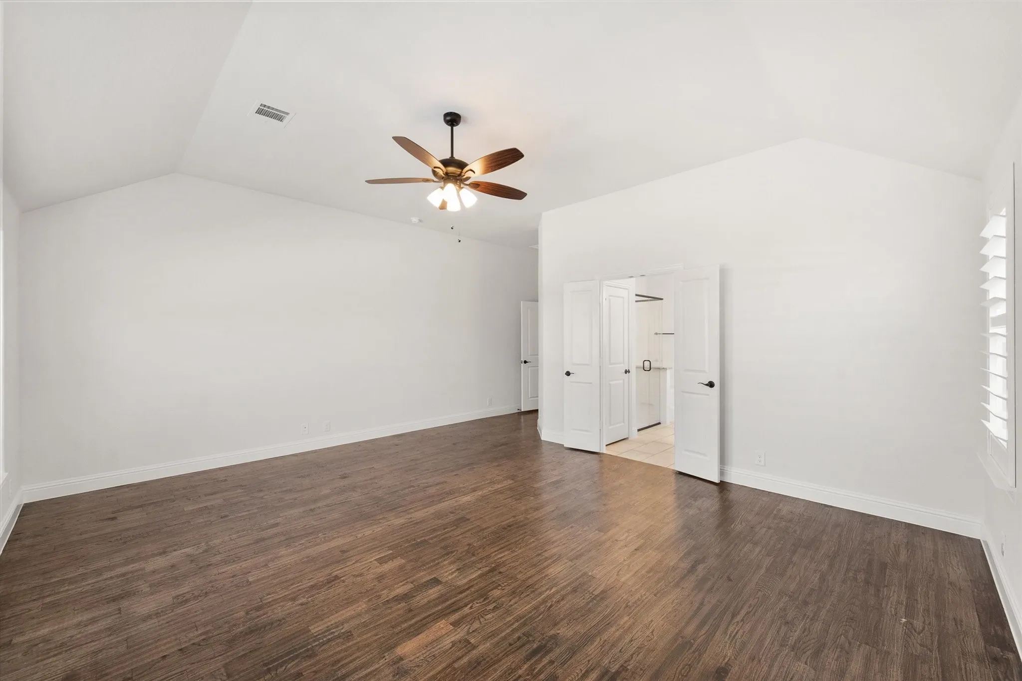 Large primary bedroom