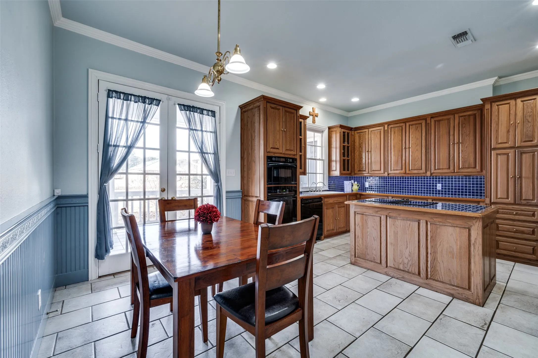 Single Family Residence For Sale in Denton County , 1827 Dr Sanders Road, Aubrey, Texas 76227, 4 Bedrooms, 4 Bathrooms, 4 Garage spaces, 3,934 Sqft, built in 1995, Price $2,850,000, mls#21164772, Real Estate Agent in Aubrey, Homes For Sale in Denton county, Homes For Sale in Aubrey, Realtor in Aubrey Texas, Real Estate Brokerage Independent Realty Texas, Luminita Cordes Realtor