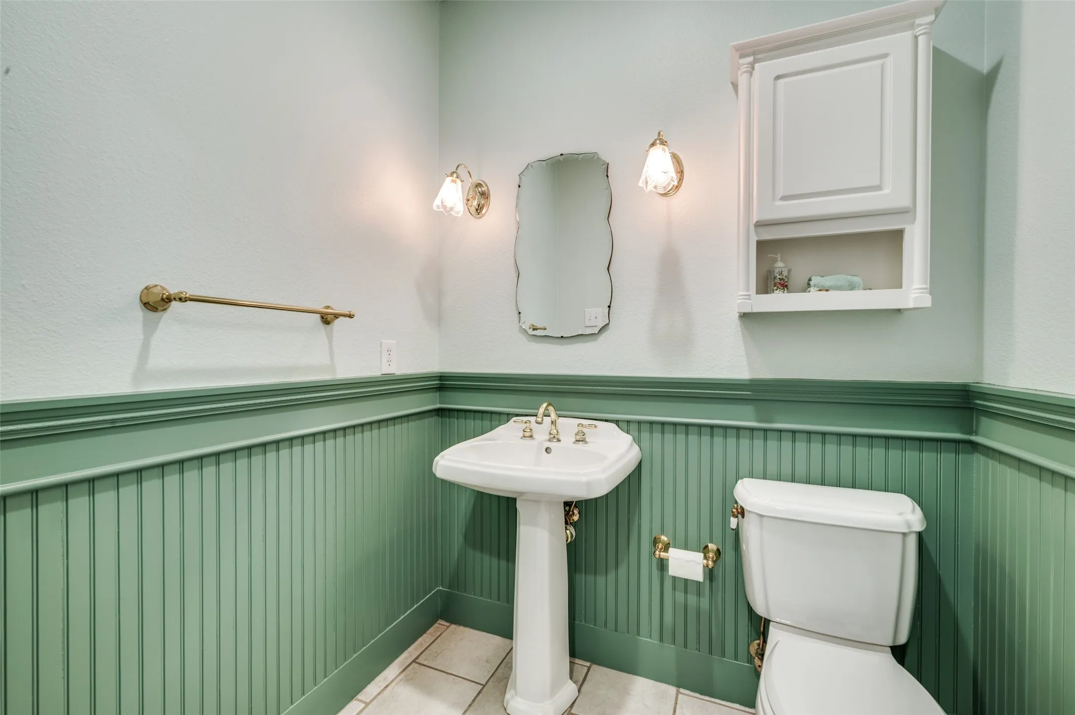 Single Family Residence For Sale in Denton County , 1827 Dr Sanders Road, Aubrey, Texas 76227, 4 Bedrooms, 4 Bathrooms, 4 Garage spaces, 3,934 Sqft, built in 1995, Price $2,850,000, mls#21164772, Real Estate Agent in Aubrey, Homes For Sale in Denton county, Homes For Sale in Aubrey, Realtor in Aubrey Texas, Real Estate Brokerage Independent Realty Texas, Luminita Cordes Realtor