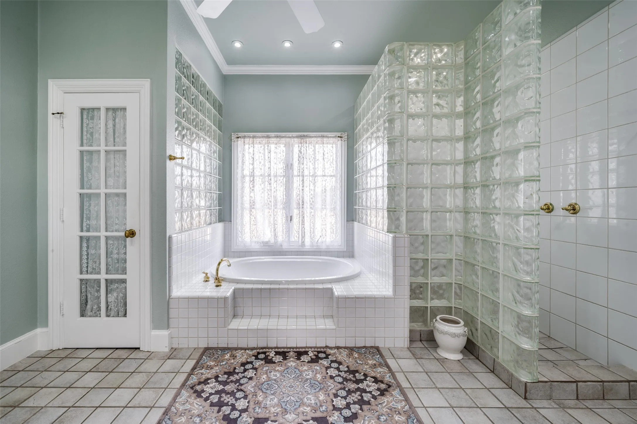 Single Family Residence For Sale in Denton County , 1827 Dr Sanders Road, Aubrey, Texas 76227, 4 Bedrooms, 4 Bathrooms, 4 Garage spaces, 3,934 Sqft, built in 1995, Price $2,850,000, mls#21164772, Real Estate Agent in Aubrey, Homes For Sale in Denton county, Homes For Sale in Aubrey, Realtor in Aubrey Texas, Real Estate Brokerage Independent Realty Texas, Luminita Cordes Realtor