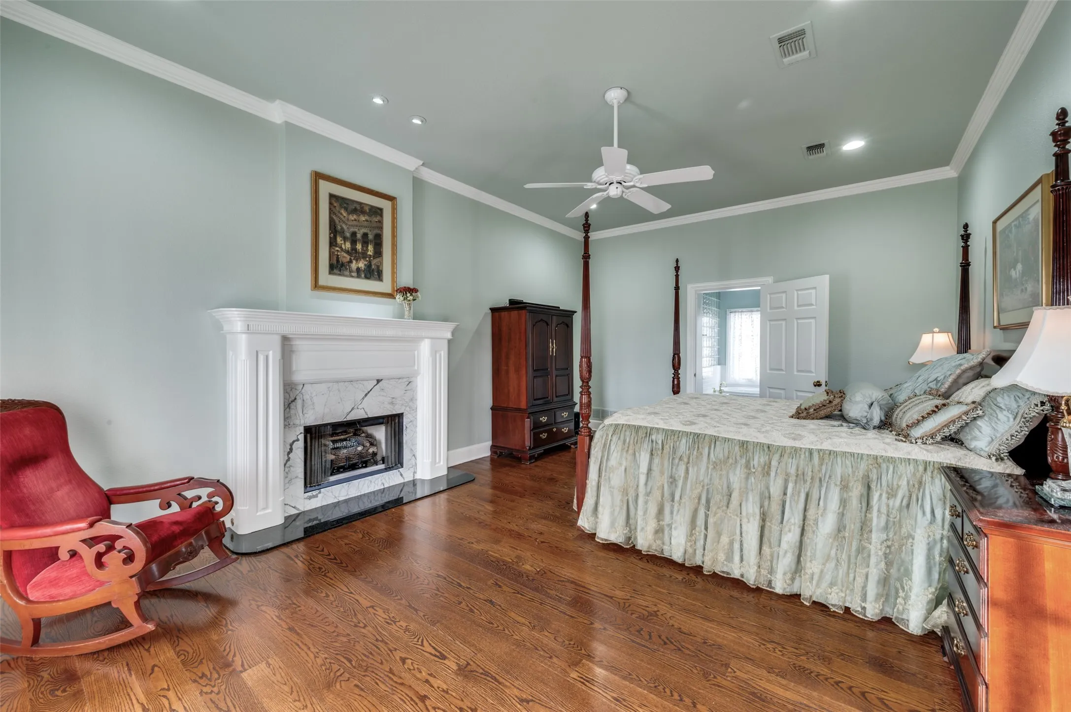 Single Family Residence For Sale in Denton County , 1827 Dr Sanders Road, Aubrey, Texas 76227, 4 Bedrooms, 4 Bathrooms, 4 Garage spaces, 3,934 Sqft, built in 1995, Price $2,850,000, mls#21164772, Real Estate Agent in Aubrey, Homes For Sale in Denton county, Homes For Sale in Aubrey, Realtor in Aubrey Texas, Real Estate Brokerage Independent Realty Texas, Luminita Cordes Realtor