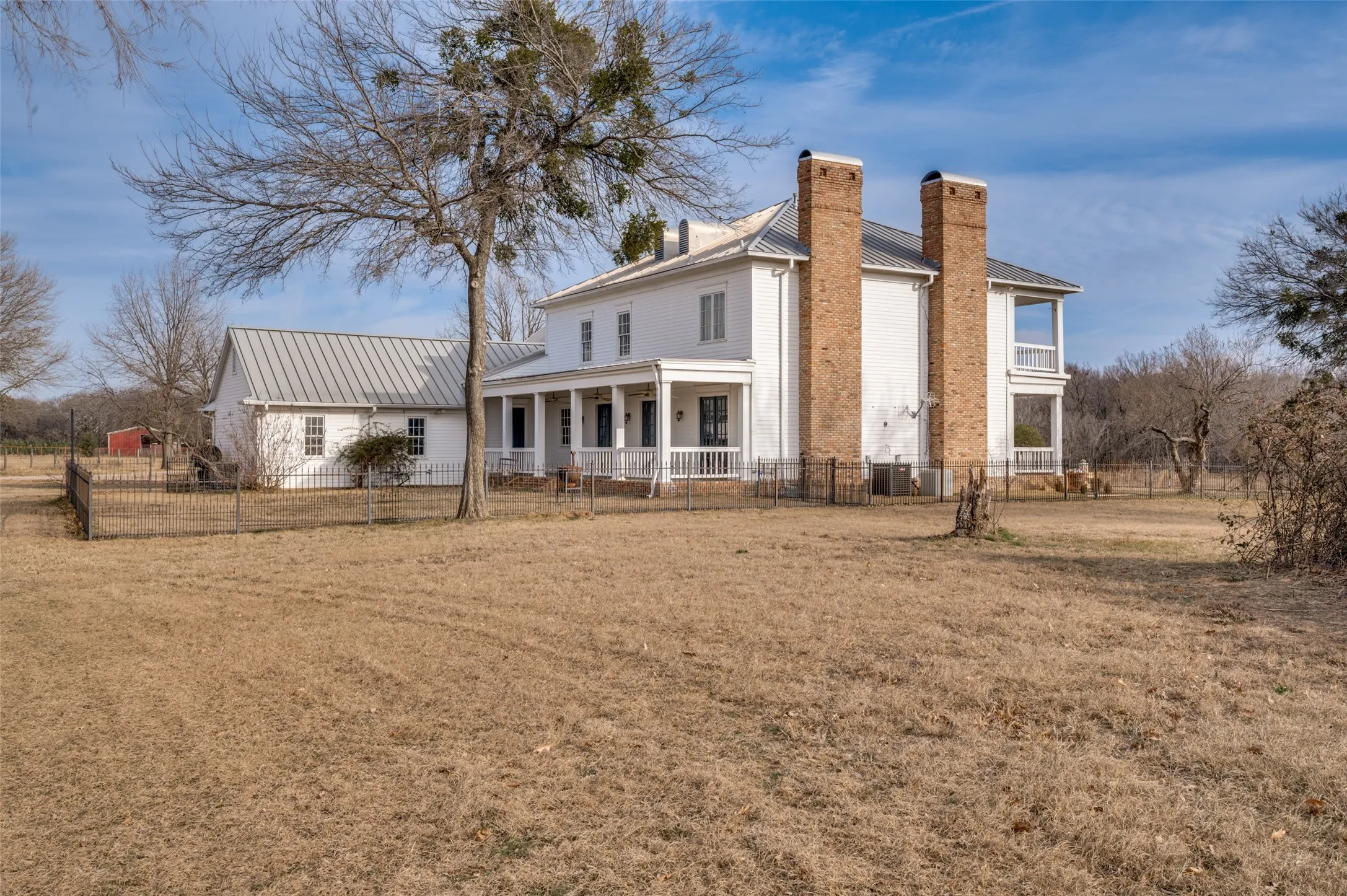Single Family Residence For Sale in Denton County , 1827 Dr Sanders Road, Aubrey, Texas 76227, 4 Bedrooms, 4 Bathrooms, 4 Garage spaces, 3,934 Sqft, built in 1995, Price $2,850,000, mls#21164772, Real Estate Agent in Aubrey, Homes For Sale in Denton county, Homes For Sale in Aubrey, Realtor in Aubrey Texas, Real Estate Brokerage Independent Realty Texas, Luminita Cordes Realtor
