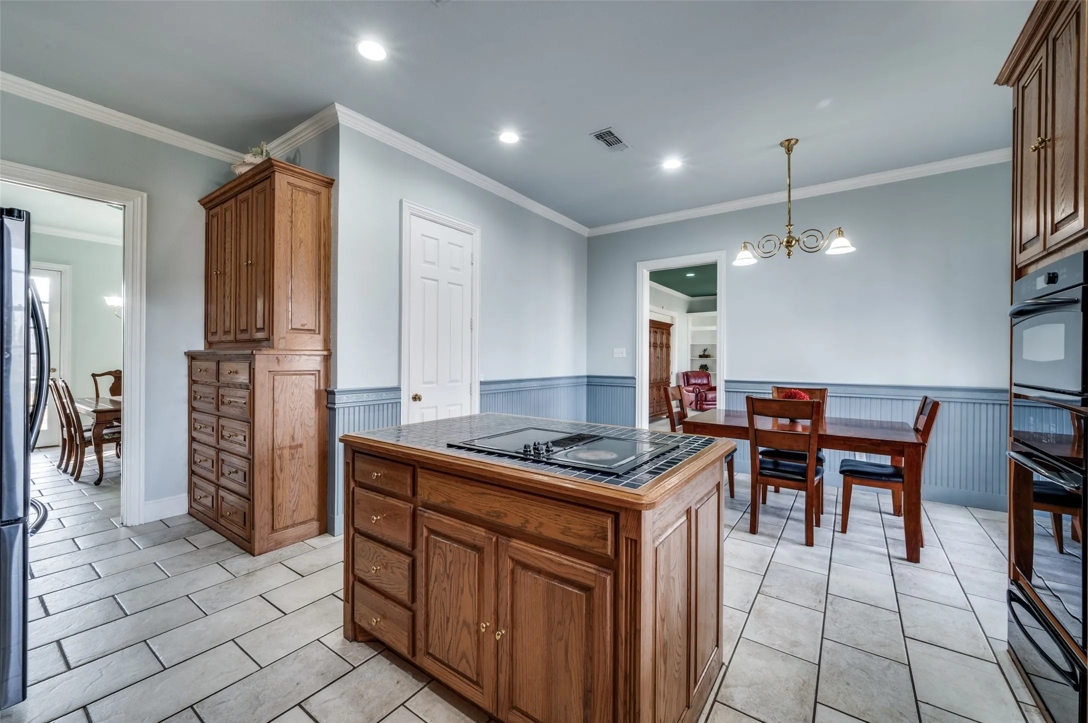 Single Family Residence For Sale in Denton County , 1827 Dr Sanders Road, Aubrey, Texas 76227, 4 Bedrooms, 4 Bathrooms, 4 Garage spaces, 3,934 Sqft, built in 1995, Price $2,850,000, mls#21164772, Real Estate Agent in Aubrey, Homes For Sale in Denton county, Homes For Sale in Aubrey, Realtor in Aubrey Texas, Real Estate Brokerage Independent Realty Texas, Luminita Cordes Realtor