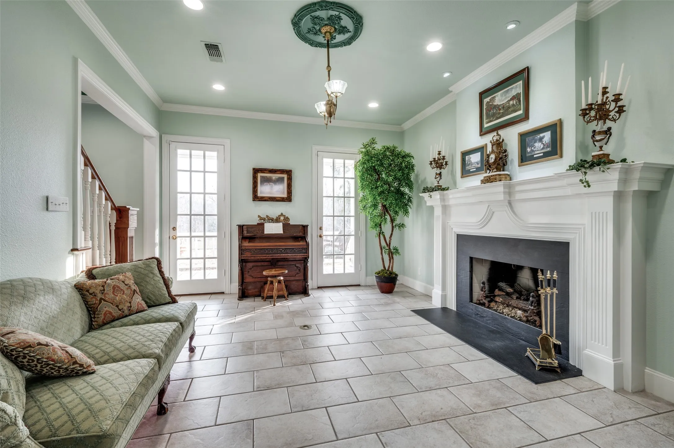 Single Family Residence For Sale in Denton County , 1827 Dr Sanders Road, Aubrey, Texas 76227, 4 Bedrooms, 4 Bathrooms, 4 Garage spaces, 3,934 Sqft, built in 1995, Price $2,850,000, mls#21164772, Real Estate Agent in Aubrey, Homes For Sale in Denton county, Homes For Sale in Aubrey, Realtor in Aubrey Texas, Real Estate Brokerage Independent Realty Texas, Luminita Cordes Realtor