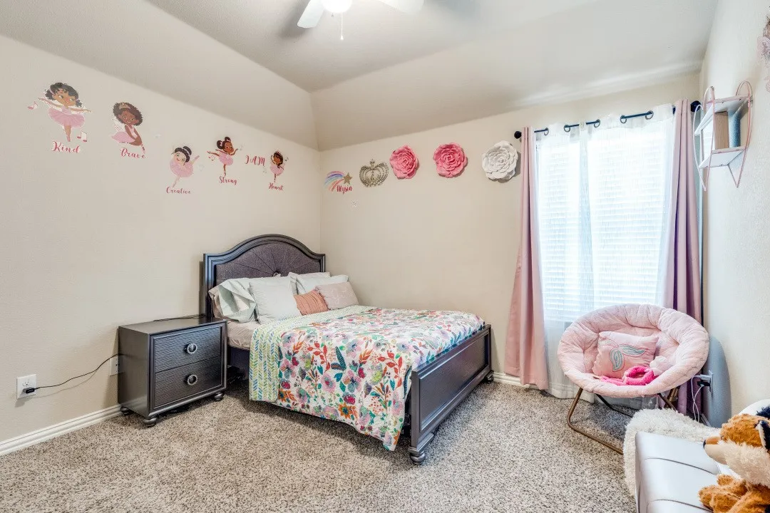 Single Family Residence For Sale in Tarrant County , 14316 Mariposa Lily Lane, Fort Worth, Texas 76052, 4 Bedroom, 4 Bathroom, 2 Garage spaces, 2,561 Sqft, built in 2012, Preowned, mls#21167099, Real Estate Agent in Fort Worth, Homes For Sale in Tarrant county, Homes For Sale in Fort Worth, Realtor in Fort Worth Texas, Real Estate Brokerage Independent Realty Texas, Luminita Cordes Realtor