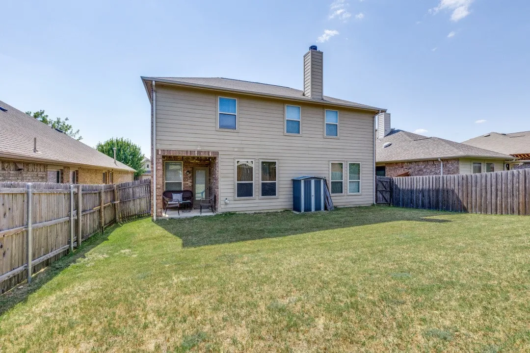 Single Family Residence For Sale in Tarrant County , 14316 Mariposa Lily Lane, Fort Worth, Texas 76052, 4 Bedroom, 4 Bathroom, 2 Garage spaces, 2,561 Sqft, built in 2012, Preowned, mls#21167099, Real Estate Agent in Fort Worth, Homes For Sale in Tarrant county, Homes For Sale in Fort Worth, Realtor in Fort Worth Texas, Real Estate Brokerage Independent Realty Texas, Luminita Cordes Realtor