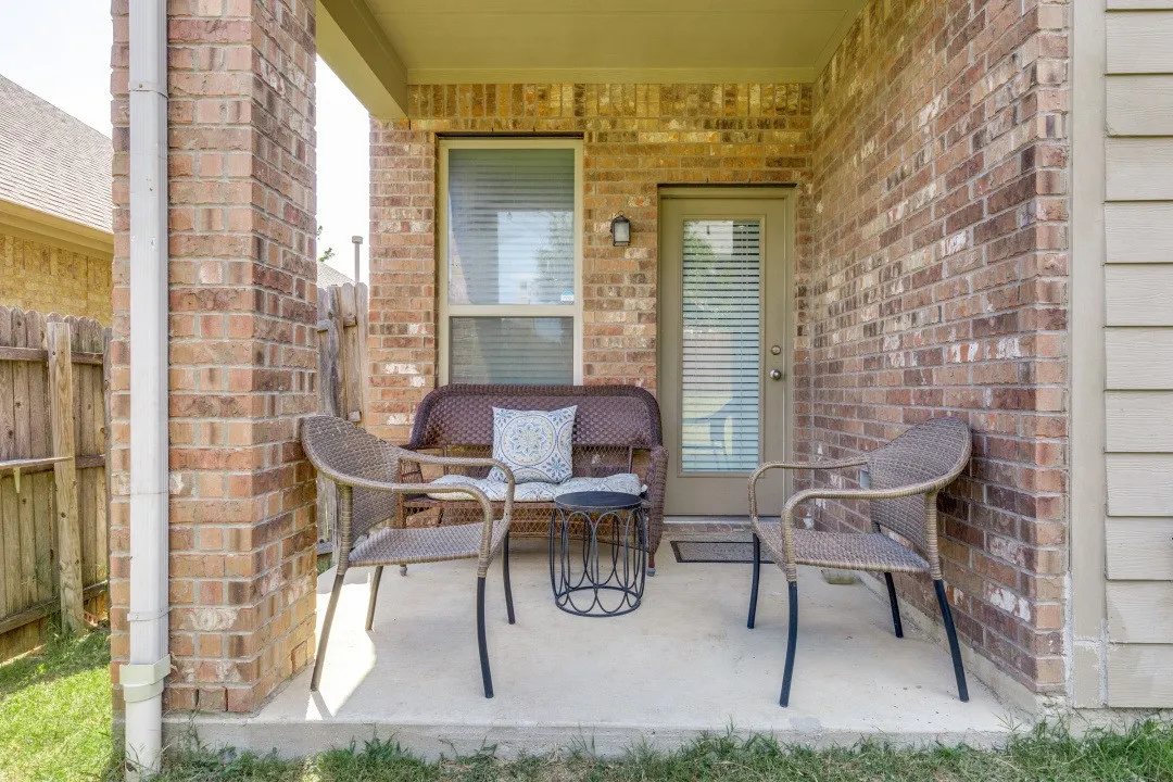 Single Family Residence For Sale in Tarrant County , 14316 Mariposa Lily Lane, Fort Worth, Texas 76052, 4 Bedroom, 4 Bathroom, 2 Garage spaces, 2,561 Sqft, built in 2012, Preowned, mls#21167099, Real Estate Agent in Fort Worth, Homes For Sale in Tarrant county, Homes For Sale in Fort Worth, Realtor in Fort Worth Texas, Real Estate Brokerage Independent Realty Texas, Luminita Cordes Realtor