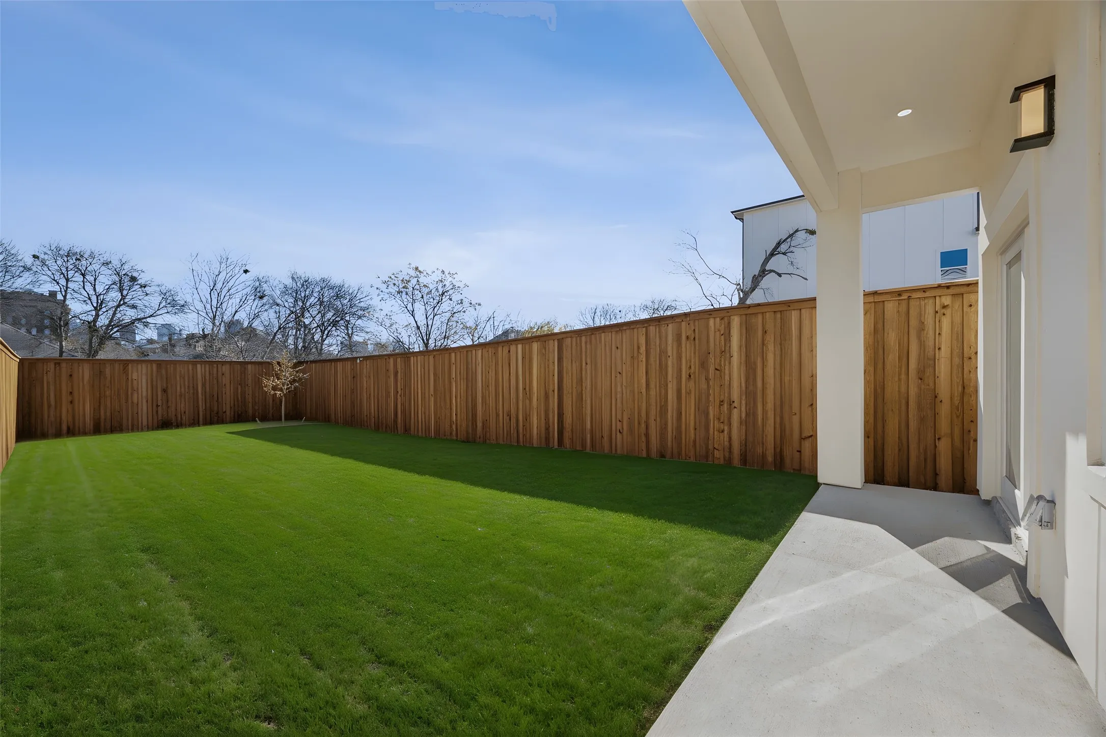 Single Family Residence For Sale in Dallas County , 2434 Douglas Avenue, Dallas, Texas 75219, 3 Bedrooms, 4 Bathrooms, 2 Garage spaces, 2,570 Sqft, built in 2025, New Construction - Complete, Price $639,000, mls#21160638, Real Estate Agent in Dallas, Homes For Sale in Dallas county, Homes For Sale in Dallas, Realtor in Dallas Texas, Real Estate Brokerage Independent Realty Texas, Luminita Cordes Realtor