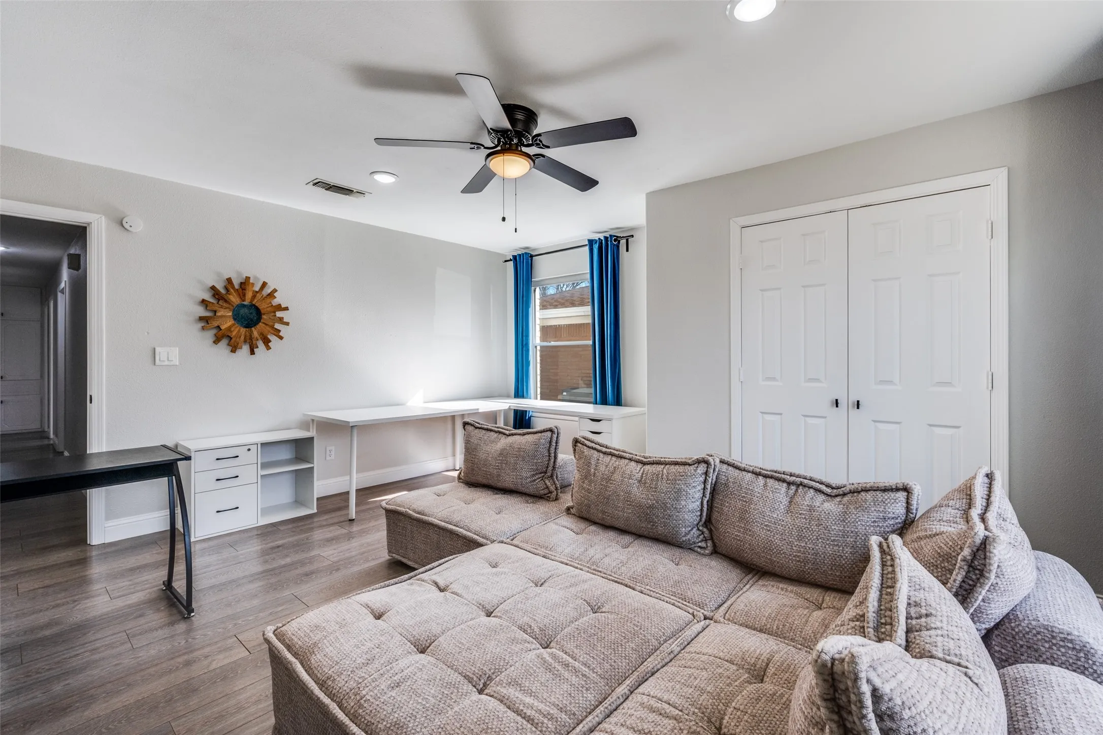 Single Family Residence For Sale in Tarrant County , 348 Thompson Street, Fort Worth, Texas 76134, 4 Bedrooms, 2 Bathrooms, 2 Garage spaces, 1,887 Sqft, built in 1965, Price $275,000, mls#21166072, Real Estate Agent in Fort Worth, Homes For Sale in Tarrant county, Homes For Sale in Fort Worth, Realtor in Fort Worth Texas, Real Estate Brokerage Independent Realty Texas, Luminita Cordes Realtor