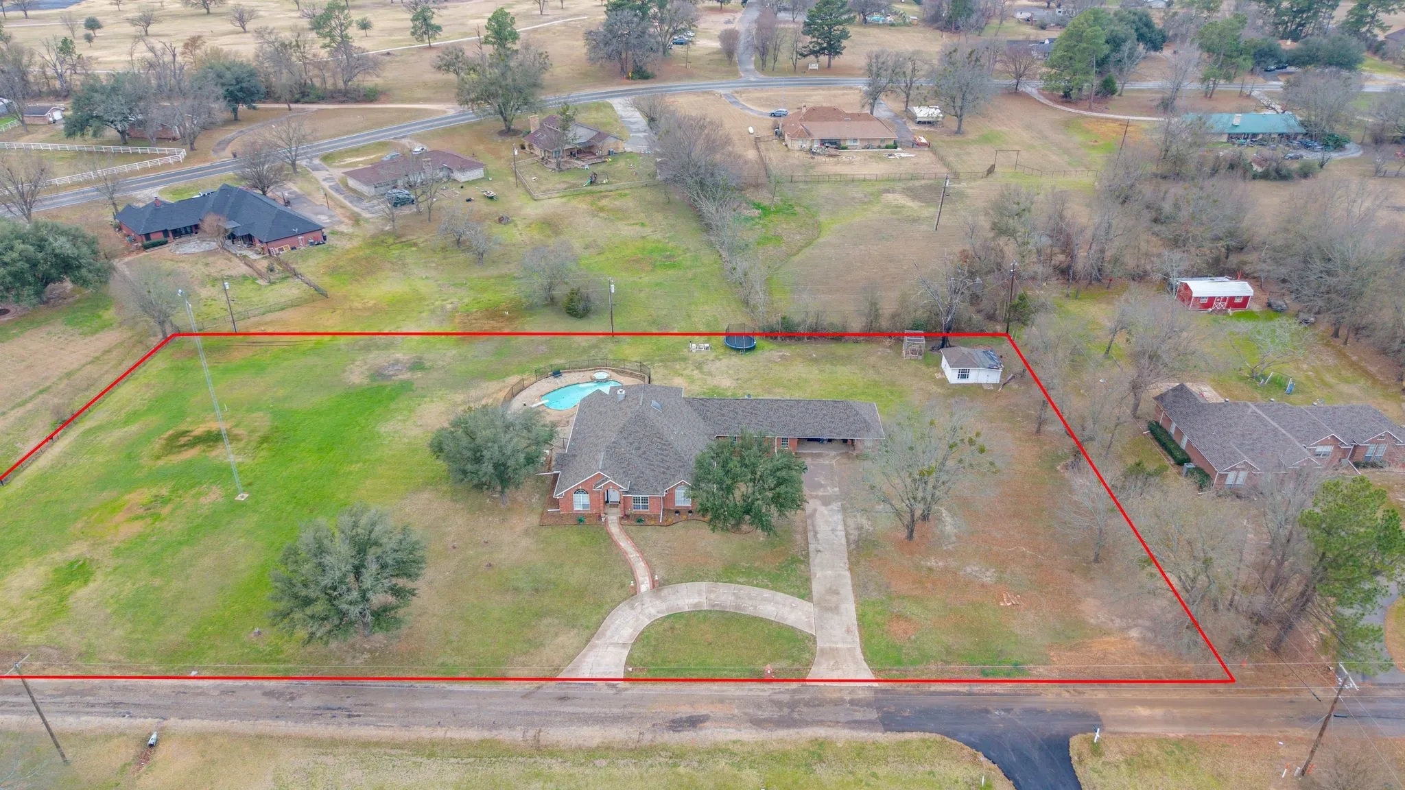Single Family Residence For Sale in Hunt County , 2046 Mckenzie Road, Campbell, Texas 75422, 5 Bedroom, 4 Bathroom, Garage spaces, 3,639 Sqft, built in 1994, Preowned, mls#21167309, Real Estate Agent in Campbell, Homes For Sale in Hunt county, Homes For Sale in Campbell, Realtor in Campbell Texas, Real Estate Brokerage Independent Realty Texas, Luminita Cordes Realtor