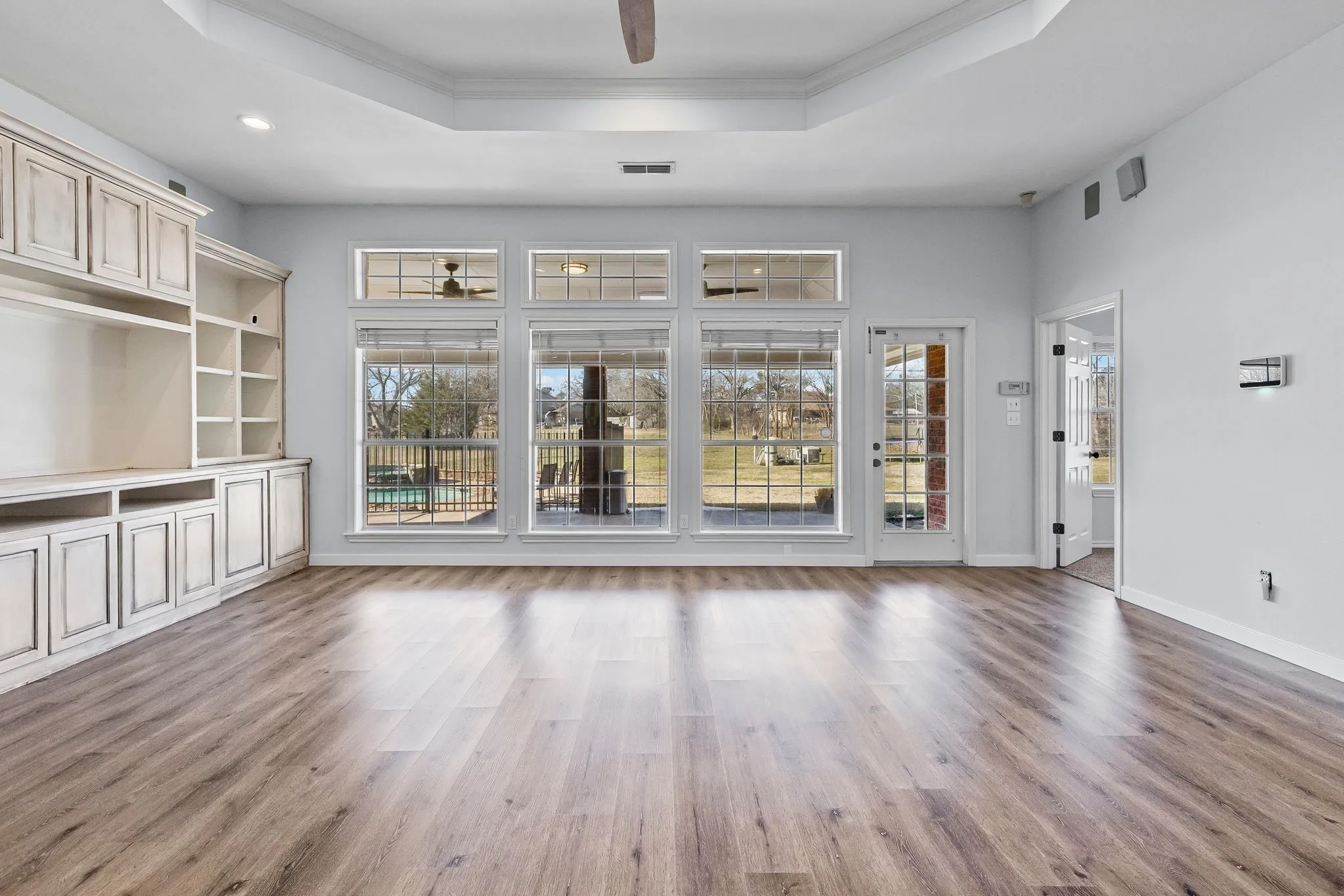 Single Family Residence For Sale in Hunt County , 2046 Mckenzie Road, Campbell, Texas 75422, 5 Bedroom, 4 Bathroom, Garage spaces, 3,639 Sqft, built in 1994, Preowned, mls#21167309, Real Estate Agent in Campbell, Homes For Sale in Hunt county, Homes For Sale in Campbell, Realtor in Campbell Texas, Real Estate Brokerage Independent Realty Texas, Luminita Cordes Realtor