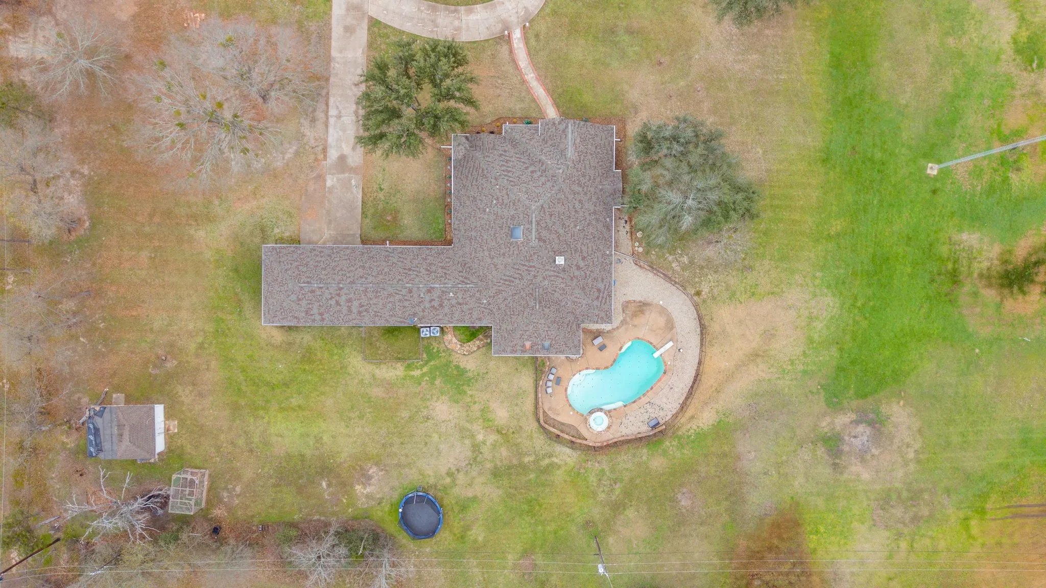 Single Family Residence For Sale in Hunt County , 2046 Mckenzie Road, Campbell, Texas 75422, 5 Bedroom, 4 Bathroom, Garage spaces, 3,639 Sqft, built in 1994, Preowned, mls#21167309, Real Estate Agent in Campbell, Homes For Sale in Hunt county, Homes For Sale in Campbell, Realtor in Campbell Texas, Real Estate Brokerage Independent Realty Texas, Luminita Cordes Realtor