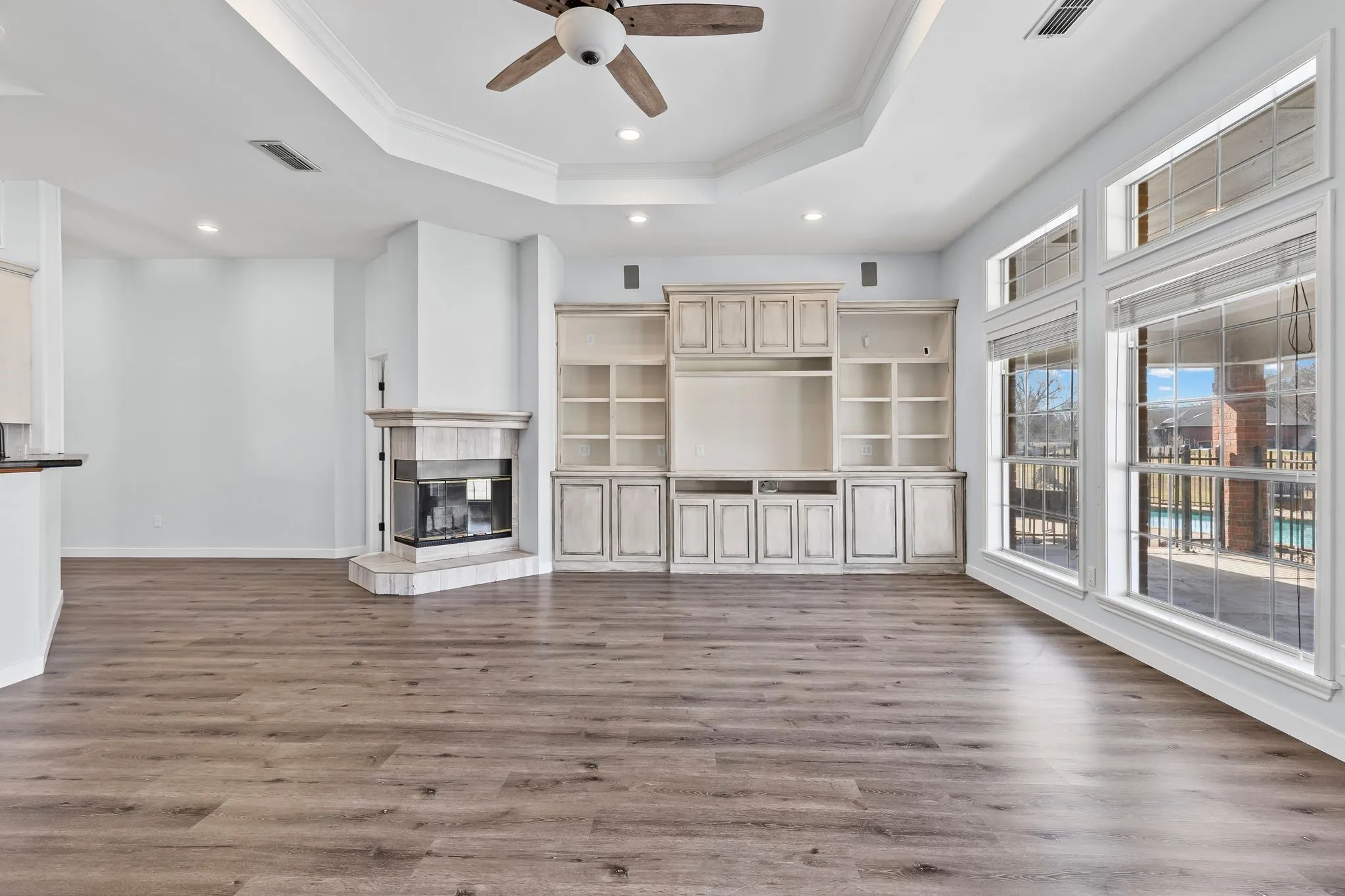 Single Family Residence For Sale in Hunt County , 2046 Mckenzie Road, Campbell, Texas 75422, 5 Bedroom, 4 Bathroom, Garage spaces, 3,639 Sqft, built in 1994, Preowned, mls#21167309, Real Estate Agent in Campbell, Homes For Sale in Hunt county, Homes For Sale in Campbell, Realtor in Campbell Texas, Real Estate Brokerage Independent Realty Texas, Luminita Cordes Realtor