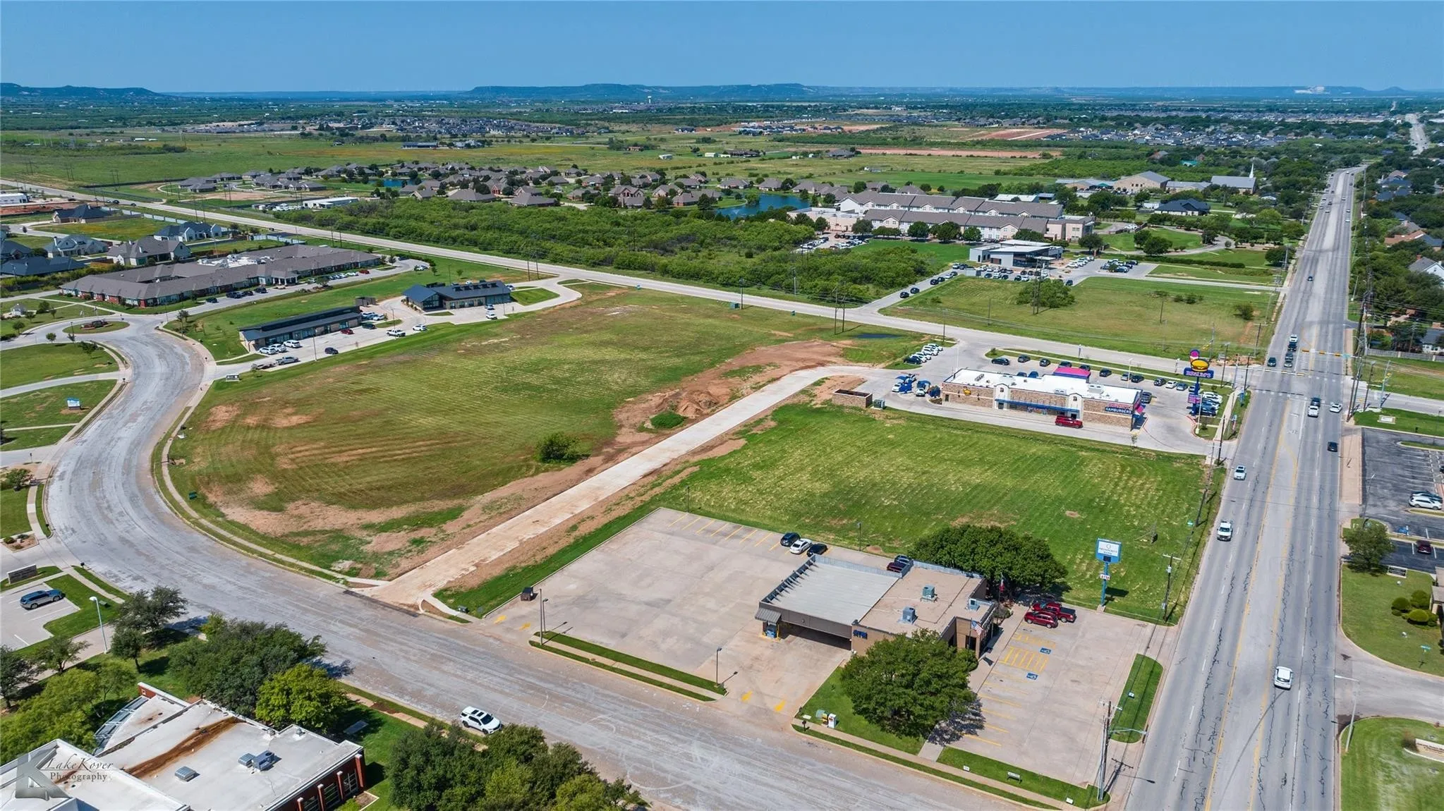 Unimproved Land For Sale in Taylor County , 2141 Antilley Road, Abilene, Texas 79606, 0, 0, Garage spaces, 0 Sqft, built in 0, Price $4,235,760, mls#21167333, Real Estate Agent in Abilene, Homes For Sale in Taylor county, Homes For Sale in Abilene, Realtor in Abilene Texas, Real Estate Brokerage Independent Realty Texas, Luminita Cordes Realtor