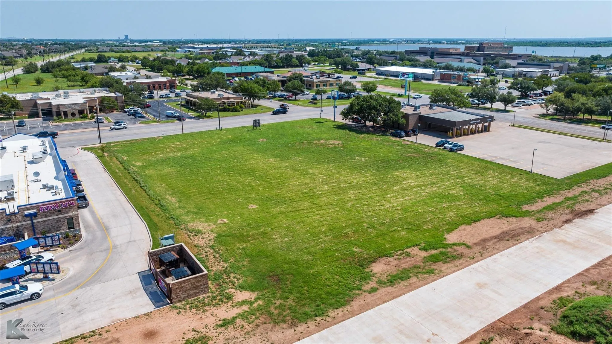 Unimproved Land For Sale in Taylor County , 2141 Antilley Road, Abilene, Texas 79606, 0, 0, Garage spaces, 0 Sqft, built in 0, Price $4,235,760, mls#21167333, Real Estate Agent in Abilene, Homes For Sale in Taylor county, Homes For Sale in Abilene, Realtor in Abilene Texas, Real Estate Brokerage Independent Realty Texas, Luminita Cordes Realtor