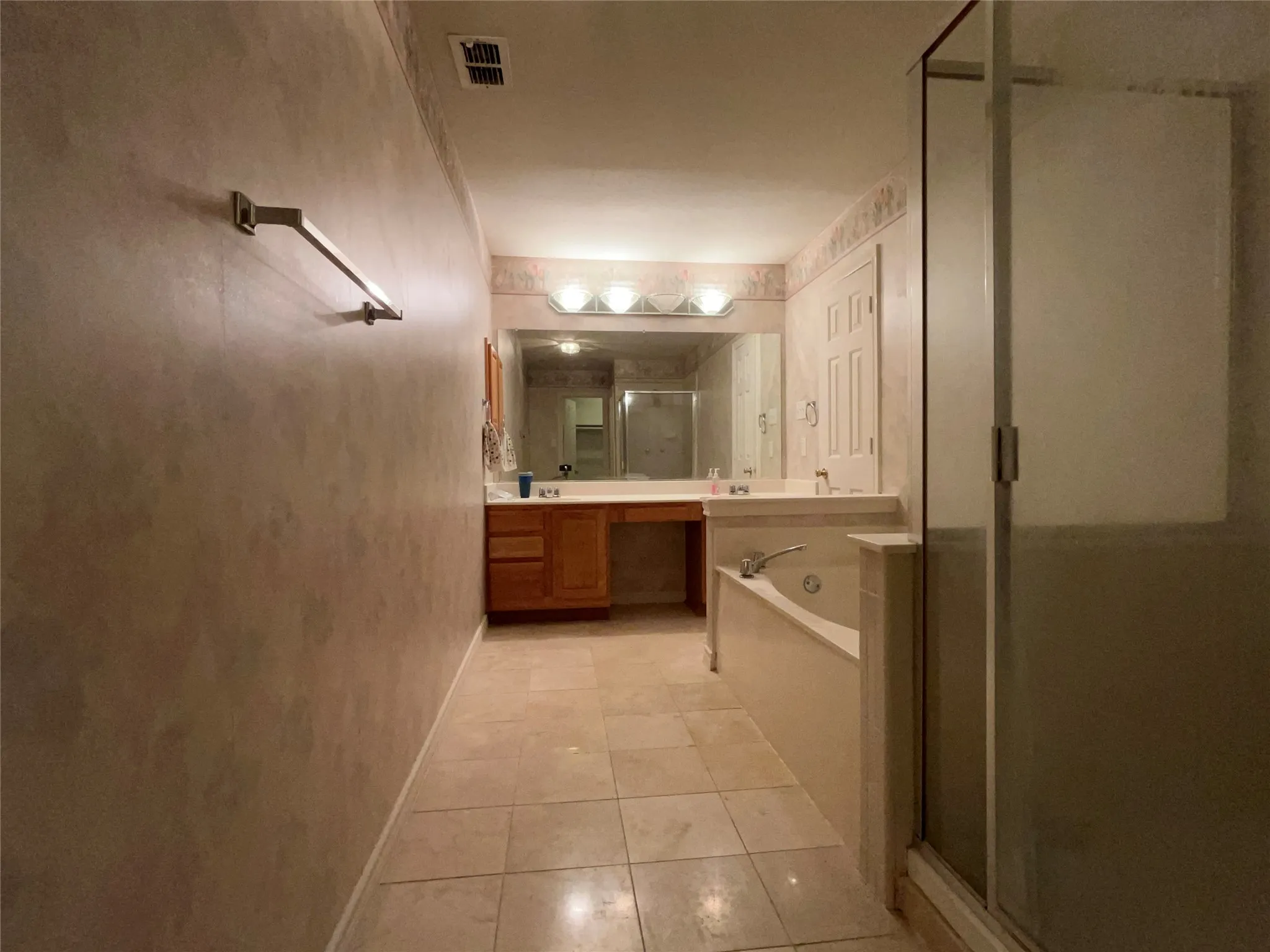 Single Family Residence For Sale in Dallas County , 12065 Forest Glen Lane, Balch Springs, Texas 75180, 4 Bedroom, 2 Bathroom, 2 Garage spaces, 2,508 Sqft, built in 2000, mls#21167410, Real Estate Agent in Balch Springs, Homes For Sale in Dallas county, Homes For Sale in Balch Springs, Realtor in Balch Springs Texas, Real Estate Brokerage Independent Realty Texas, Luminita Cordes Realtor