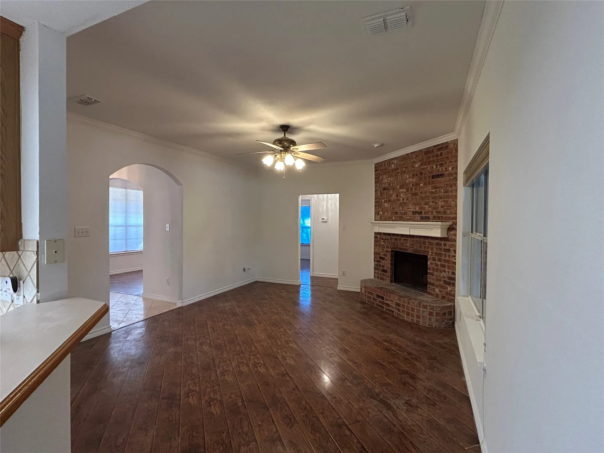 Single Family Residence For Sale in Dallas County , 12065 Forest Glen Lane, Balch Springs, Texas 75180, 4 Bedroom, 2 Bathroom, 2 Garage spaces, 2,508 Sqft, built in 2000, mls#21167410, Real Estate Agent in Balch Springs, Homes For Sale in Dallas county, Homes For Sale in Balch Springs, Realtor in Balch Springs Texas, Real Estate Brokerage Independent Realty Texas, Luminita Cordes Realtor