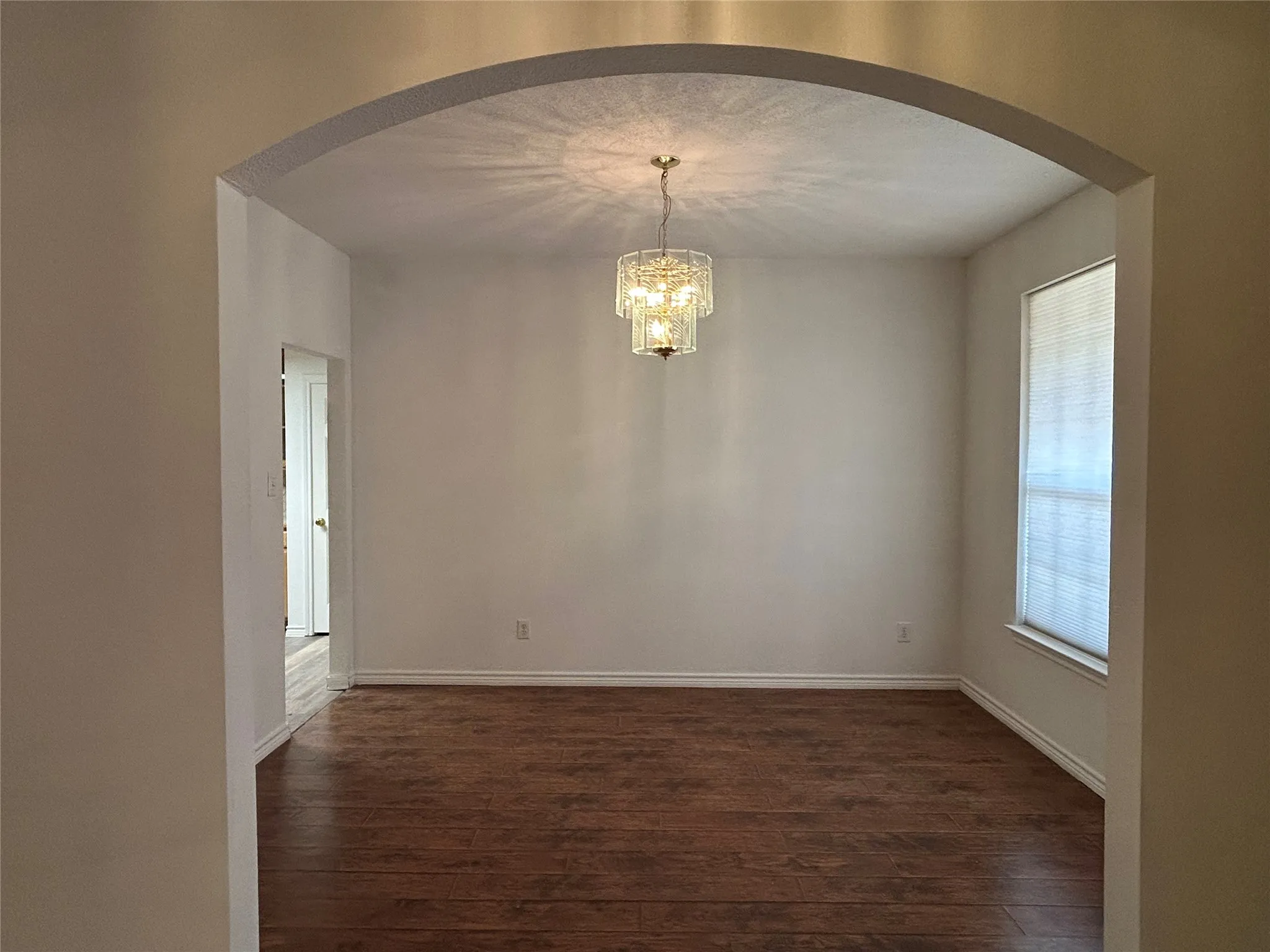 Single Family Residence For Sale in Dallas County , 12065 Forest Glen Lane, Balch Springs, Texas 75180, 4 Bedroom, 2 Bathroom, 2 Garage spaces, 2,508 Sqft, built in 2000, mls#21167410, Real Estate Agent in Balch Springs, Homes For Sale in Dallas county, Homes For Sale in Balch Springs, Realtor in Balch Springs Texas, Real Estate Brokerage Independent Realty Texas, Luminita Cordes Realtor