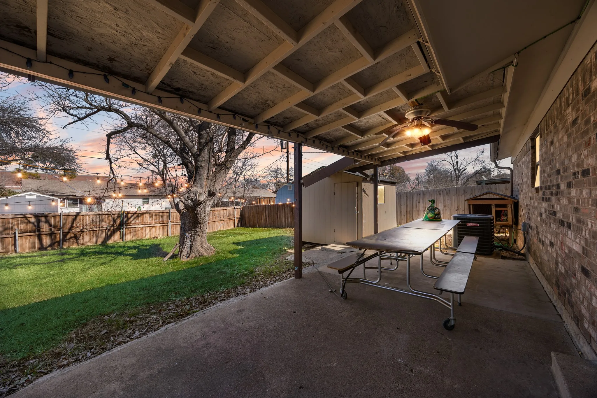 Single Family Residence For Sale in Denton County , 743 Price Drive, Lewisville, Texas 75067, 3 Bedrooms, 2 Bathrooms, 2 Garage spaces, 1,224 Sqft, built in 1970, Price $289,000, mls#21167468, Real Estate Agent in Lewisville, Homes For Sale in Denton county, Homes For Sale in Lewisville, Realtor in Lewisville Texas, Real Estate Brokerage Independent Realty Texas, Luminita Cordes Realtor