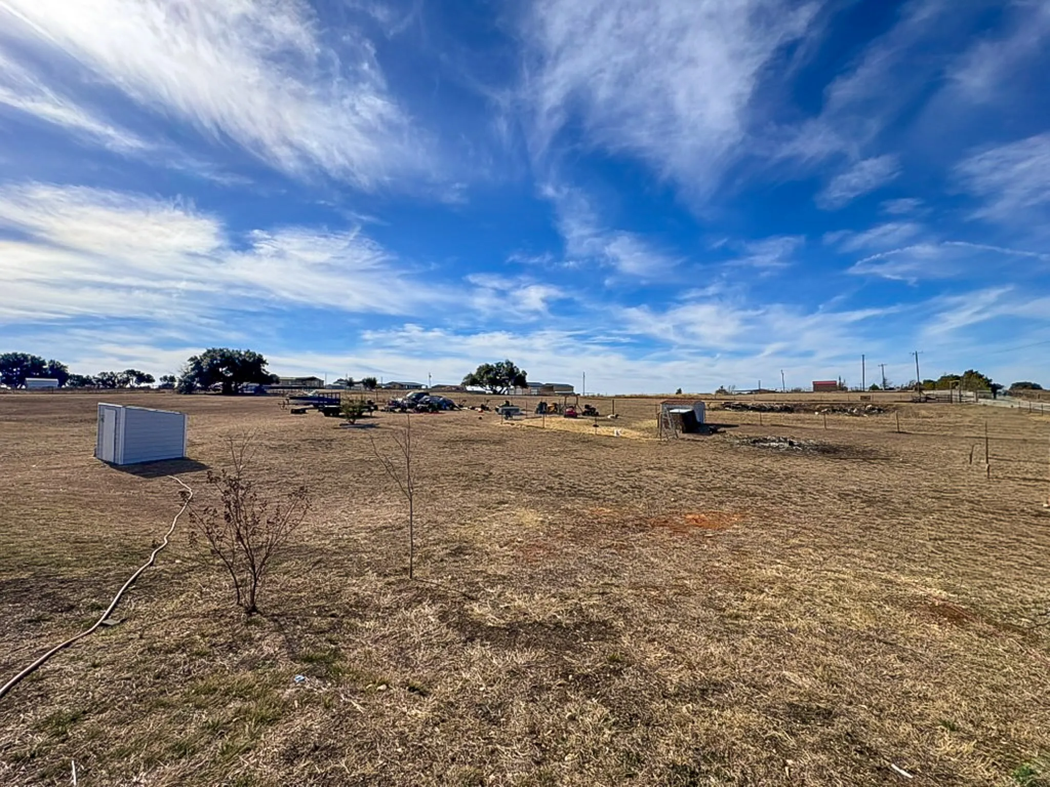 Mobile Home For Sale in Erath County , 140 Private Road 1708, Stephenville, Texas 76401, 1 Bedroom, 1 Bathroom, 2 Garage spaces, 640 Sqft, built in 2012, mls#21167479, Real Estate Agent in Stephenville, Homes For Sale in Erath county, Homes For Sale in Stephenville, Realtor in Stephenville Texas, Real Estate Brokerage Independent Realty Texas, Luminita Cordes Realtor