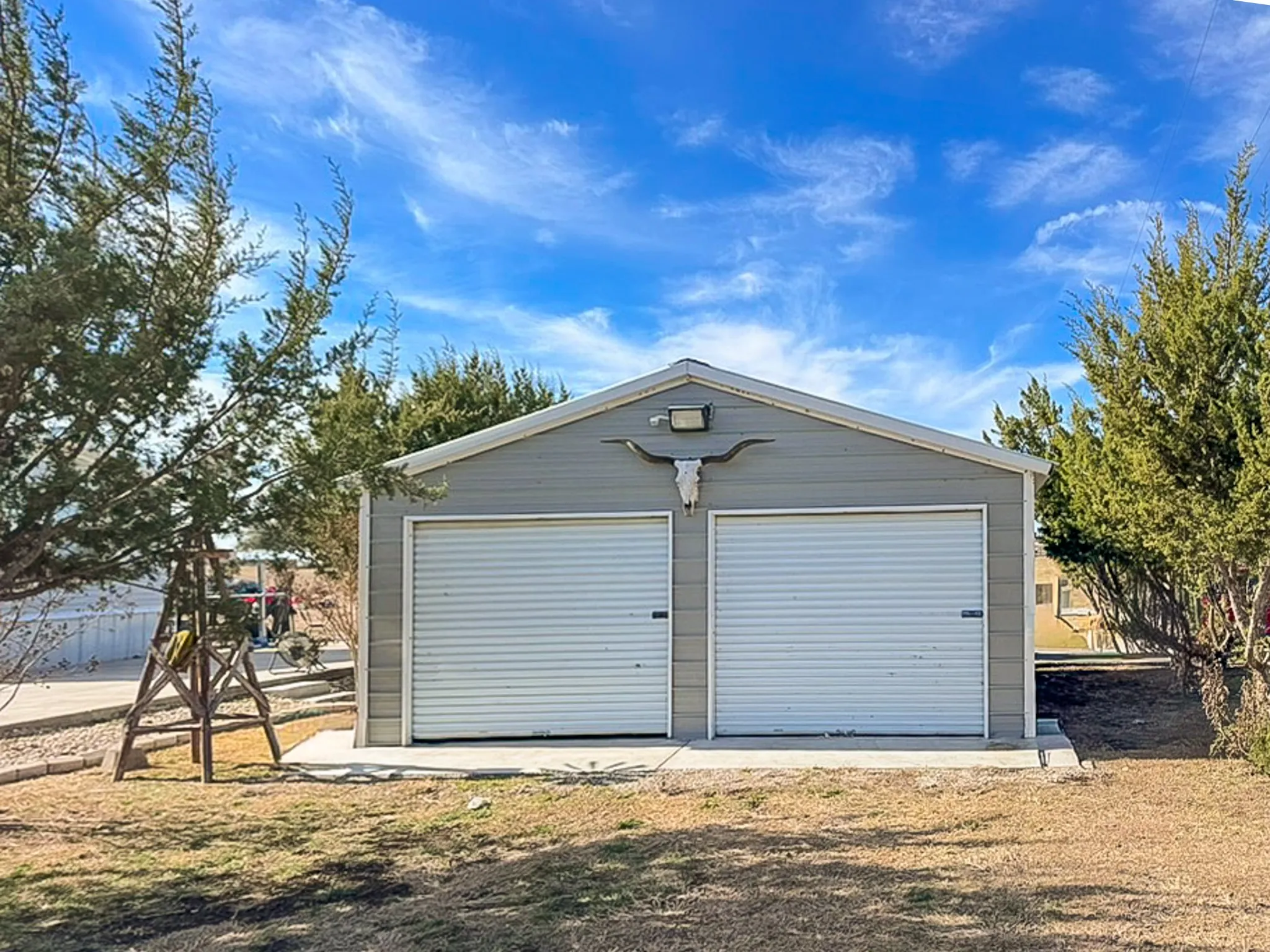 Mobile Home For Sale in Erath County , 140 Private Road 1708, Stephenville, Texas 76401, 1 Bedroom, 1 Bathroom, 2 Garage spaces, 640 Sqft, built in 2012, mls#21167479, Real Estate Agent in Stephenville, Homes For Sale in Erath county, Homes For Sale in Stephenville, Realtor in Stephenville Texas, Real Estate Brokerage Independent Realty Texas, Luminita Cordes Realtor