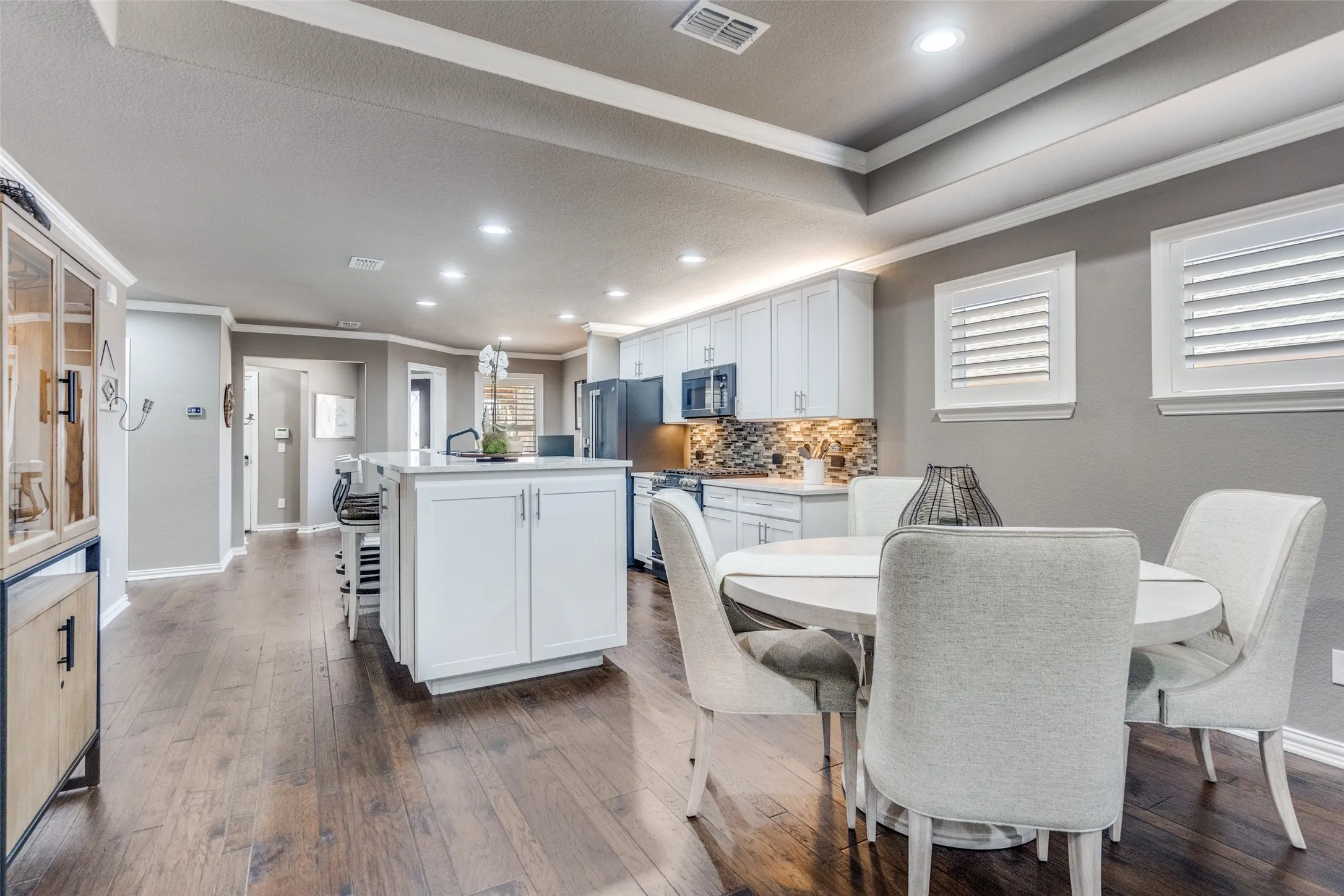 Single Family Residence For Sale in Denton County , 3206 Full Sail Lane, Frisco, Texas 75036, 2 Bedroom, 2 Bathroom, 2 Garage spaces, 1,563 Sqft, built in 2017, mls#21167551, Real Estate Agent in Frisco, Homes For Sale in Denton county, Homes For Sale in Frisco, Realtor in Frisco Texas, Real Estate Brokerage Independent Realty Texas, Luminita Cordes Realtor