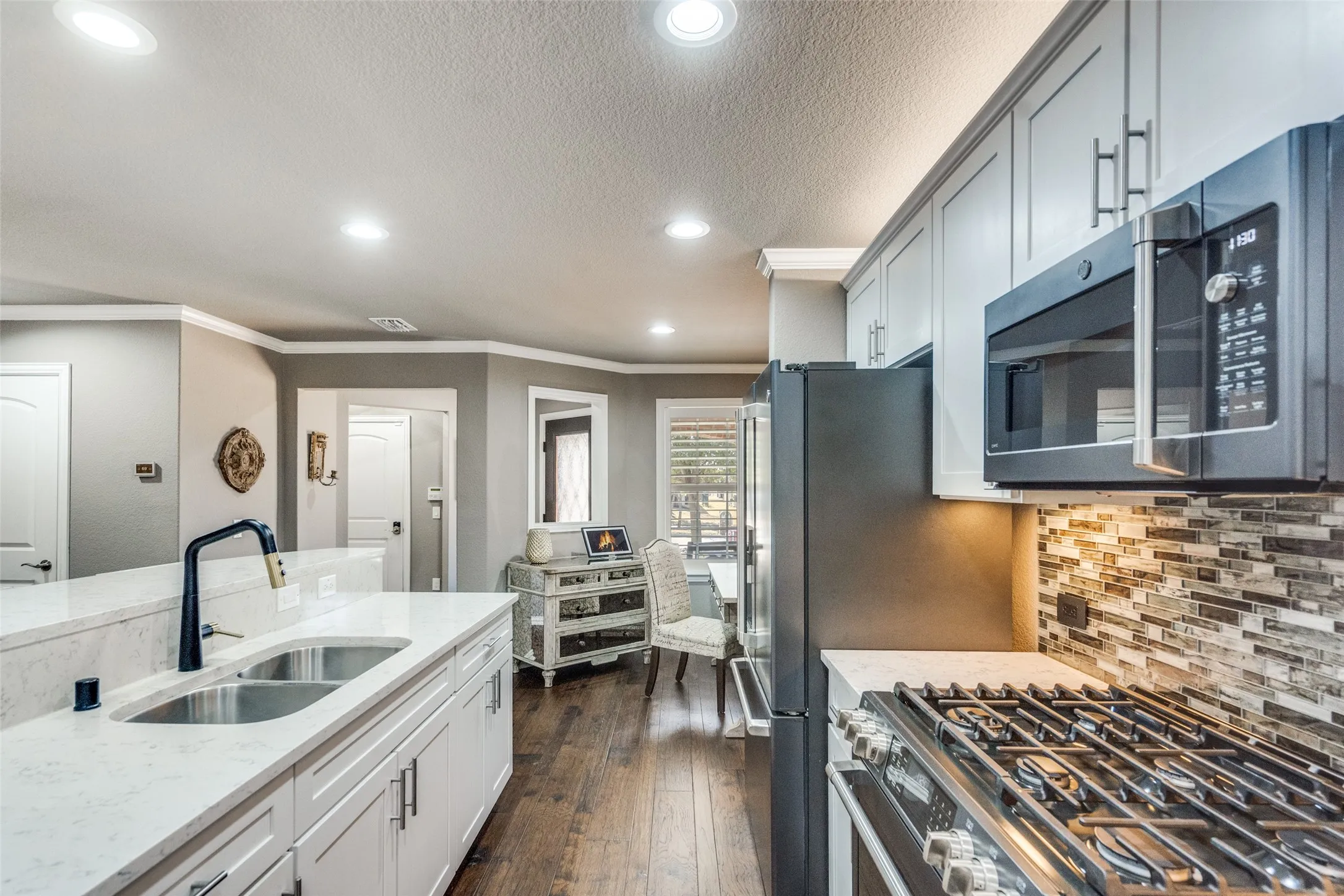 Single Family Residence For Sale in Denton County , 3206 Full Sail Lane, Frisco, Texas 75036, 2 Bedroom, 2 Bathroom, 2 Garage spaces, 1,563 Sqft, built in 2017, mls#21167551, Real Estate Agent in Frisco, Homes For Sale in Denton county, Homes For Sale in Frisco, Realtor in Frisco Texas, Real Estate Brokerage Independent Realty Texas, Luminita Cordes Realtor