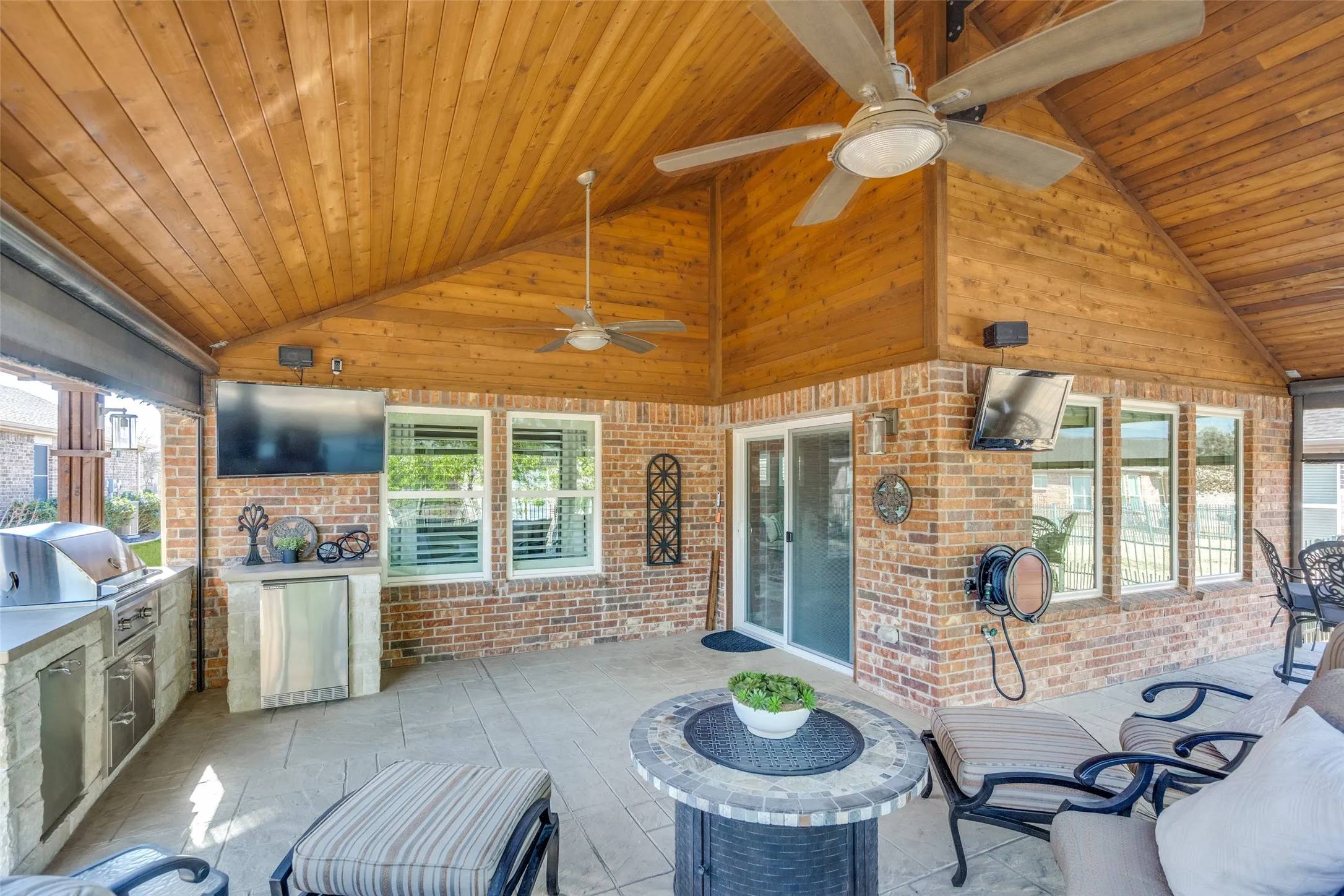 Single Family Residence For Sale in Denton County , 3206 Full Sail Lane, Frisco, Texas 75036, 2 Bedroom, 2 Bathroom, 2 Garage spaces, 1,563 Sqft, built in 2017, mls#21167551, Real Estate Agent in Frisco, Homes For Sale in Denton county, Homes For Sale in Frisco, Realtor in Frisco Texas, Real Estate Brokerage Independent Realty Texas, Luminita Cordes Realtor
