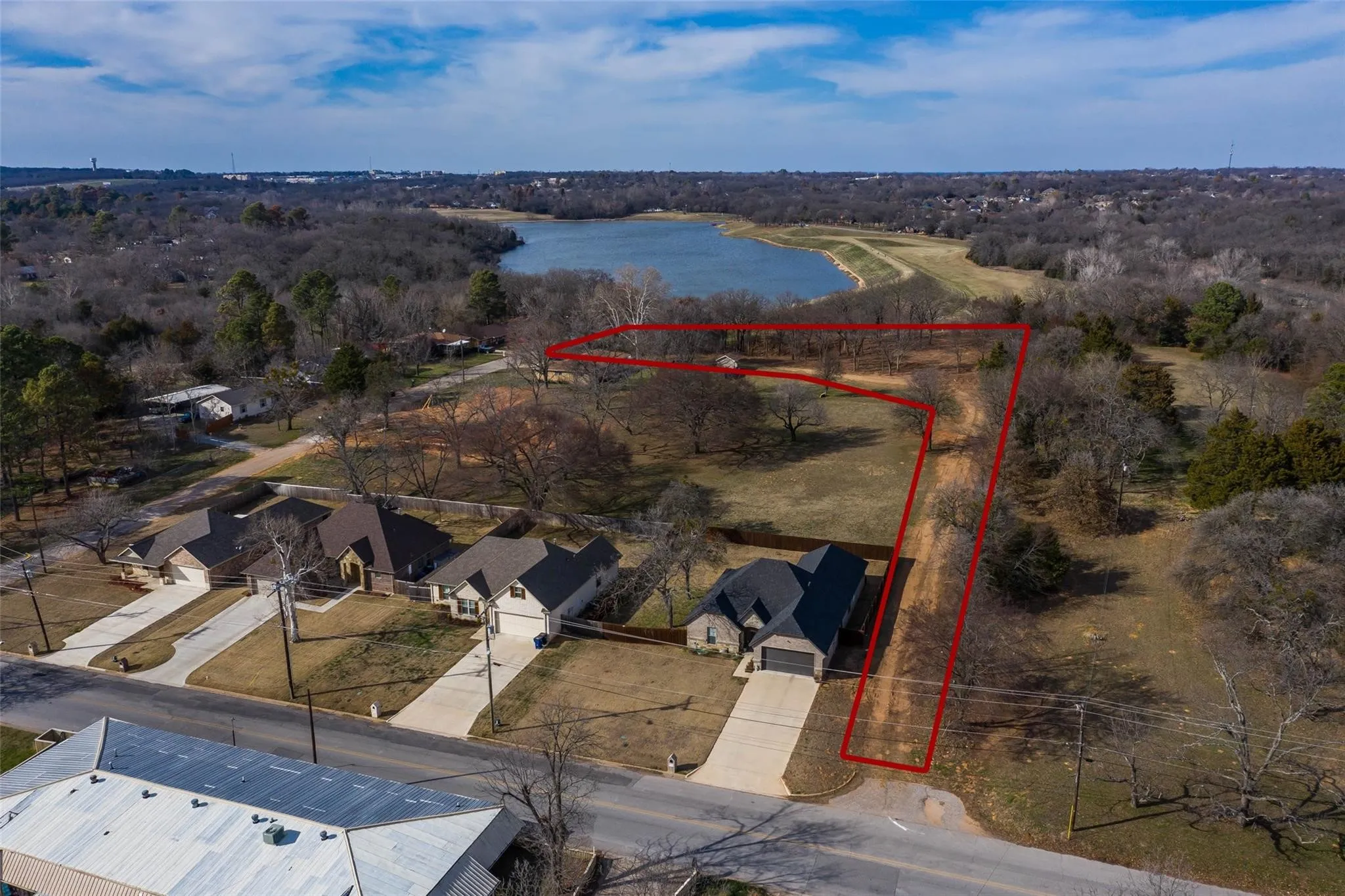 Approximate property lines. Enter your property from the main road or the cul-de-sac at the back of the property.