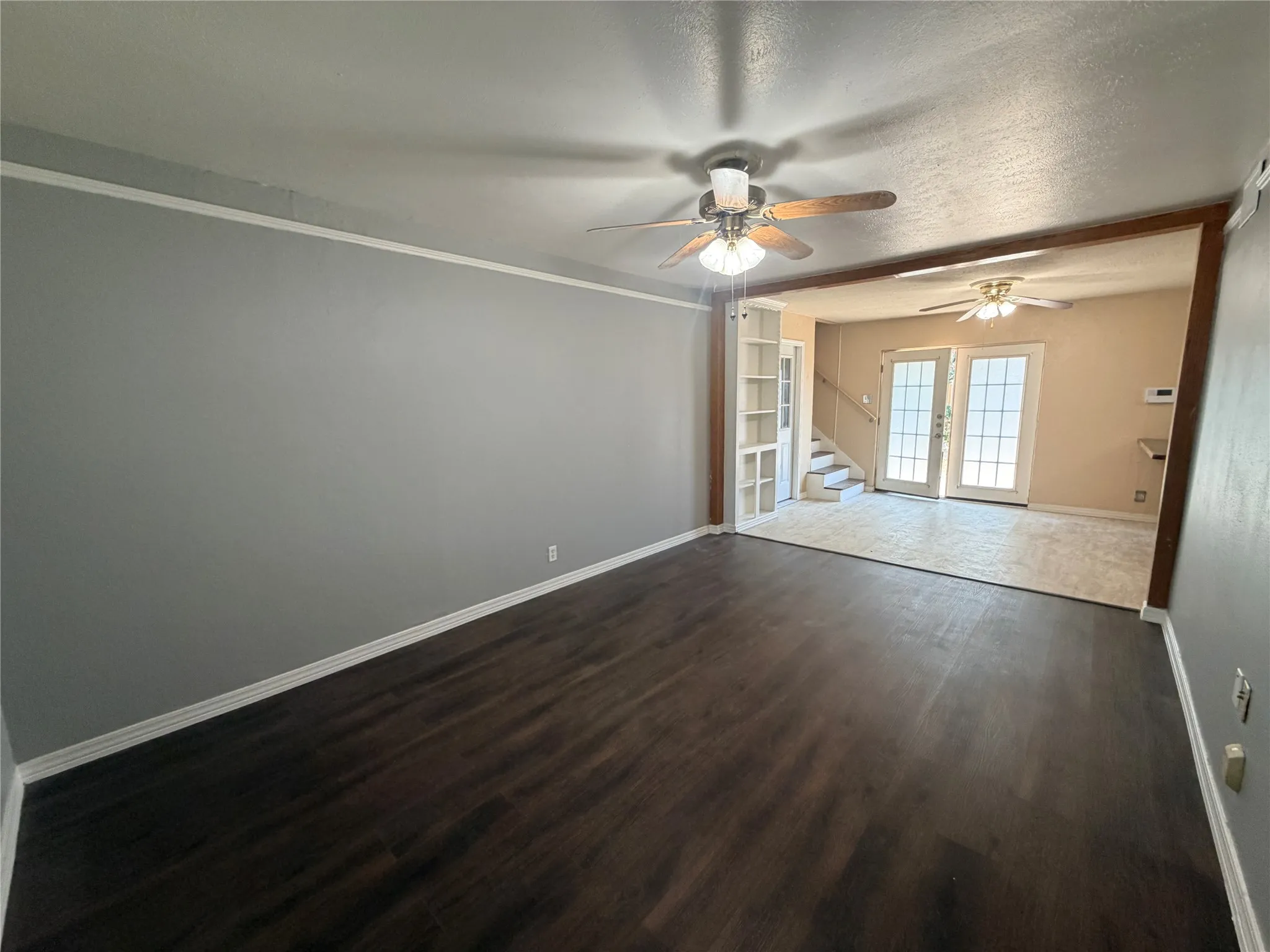 Single Family Residence For Rent in Tarrant County , 1416 Norwood Drive, Hurst, Texas 76053, 3 Bedroom, 2 Bathroom, 2 Garage spaces, 1,296 Sqft, built in 1962, mls#21167624, Real Estate Agent in Hurst, Homes For Rent in Tarrant county, Homes For Rent in Hurst, Realtor in Hurst Texas, Real Estate Brokerage Independent Realty Texas, Luminita Cordes Realtor