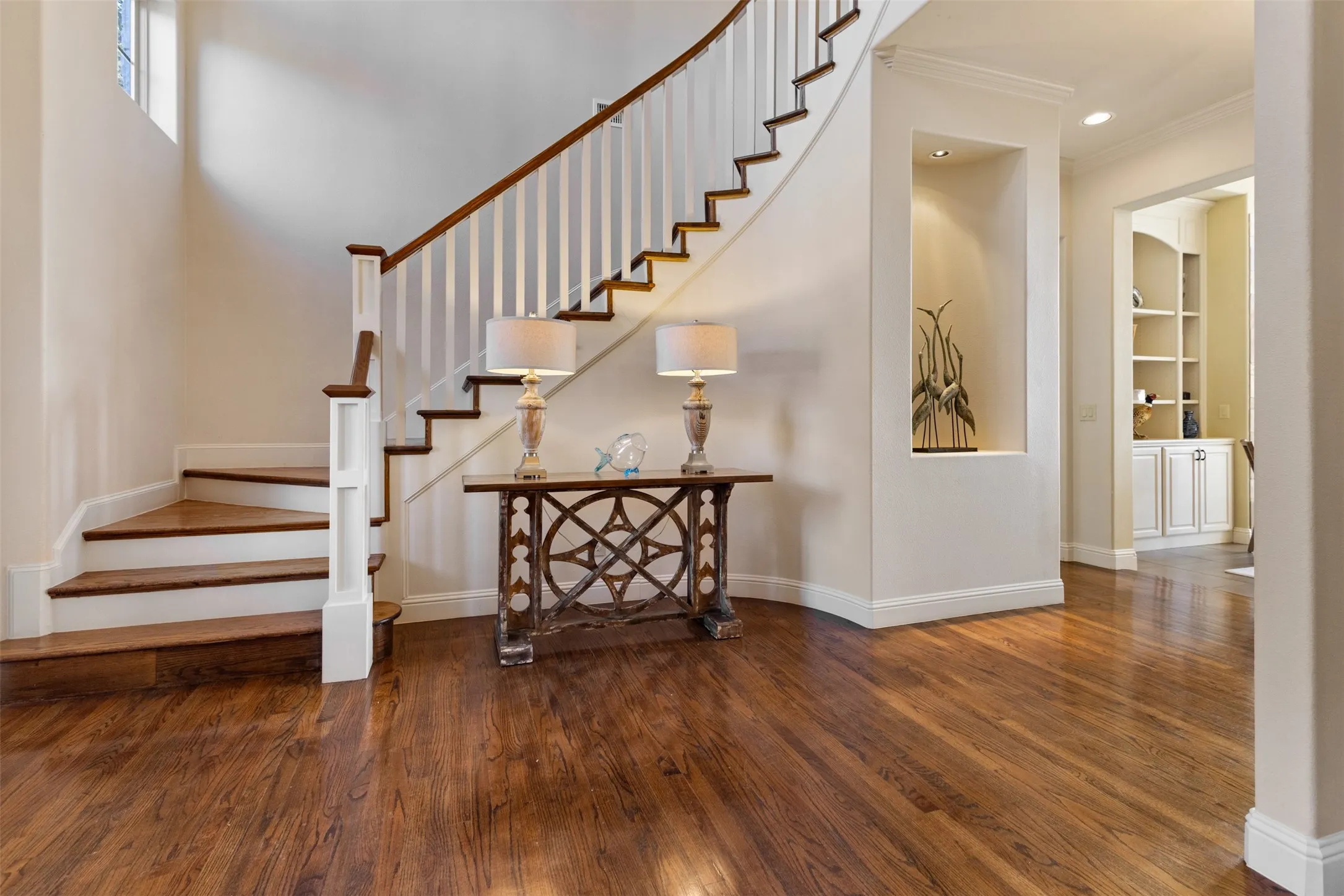 Single Family Residence For Sale in Henderson County , 11 Westview Circle, Star Harbor, Texas 75148, 5 Bedroom, 4 Bathroom, 2 Garage spaces, 4,421 Sqft, built in 2009, mls#21167653, Real Estate Agent in Star Harbor, Homes For Sale in Henderson county, Homes For Sale in Star Harbor, Realtor in Star Harbor Texas, Real Estate Brokerage Independent Realty Texas, Luminita Cordes Realtor