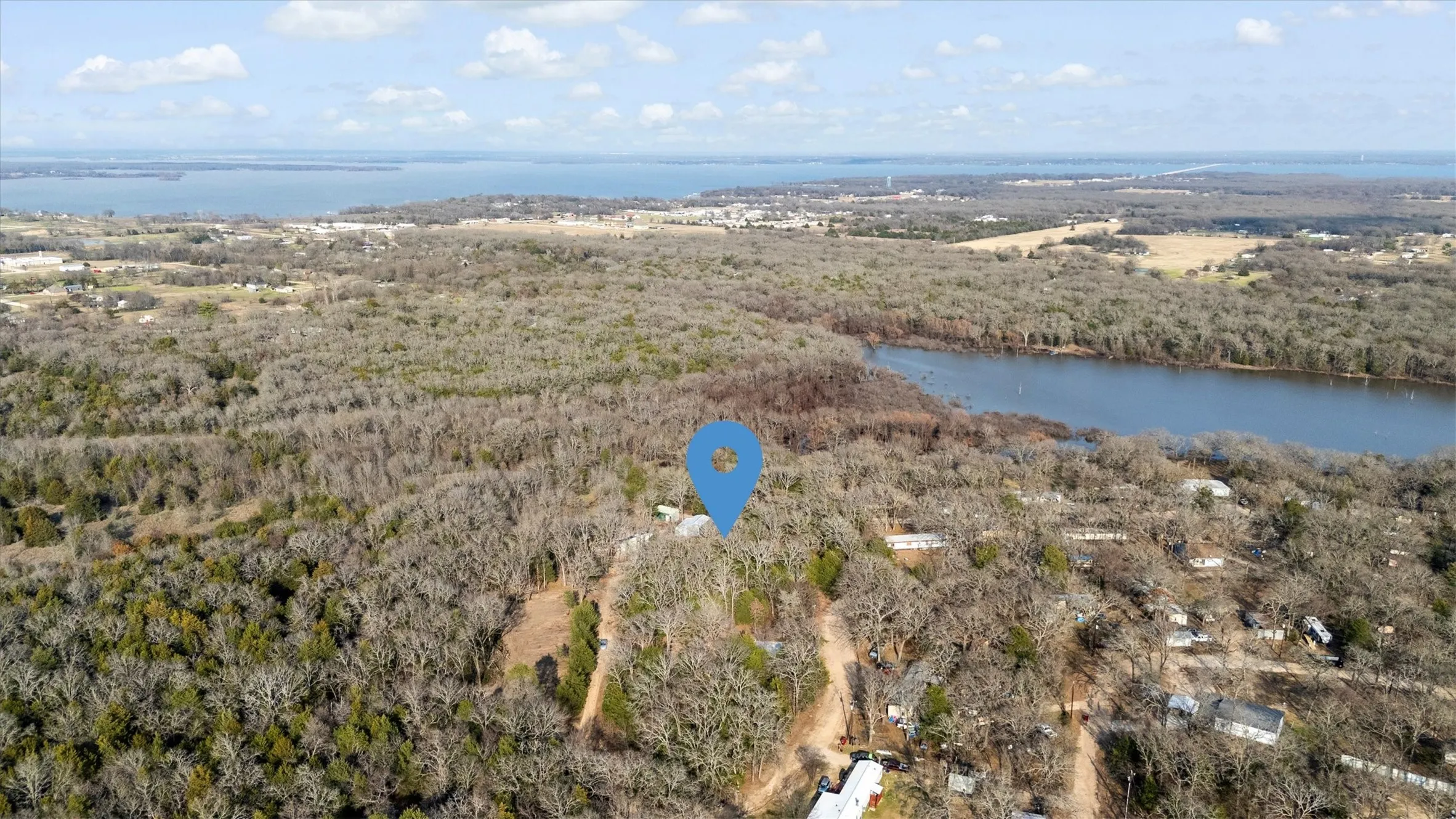 Unimproved Land For Sale in Hunt County , 813 Wood Duck Terrace, Quinlan, Texas 75474, 0, 0, Garage spaces, 0 Sqft, built in 0, mls#21167676, Real Estate Agent in Quinlan, Homes For Sale in Hunt county, Homes For Sale in Quinlan, Realtor in Quinlan Texas, Real Estate Brokerage Independent Realty Texas, Luminita Cordes Realtor
